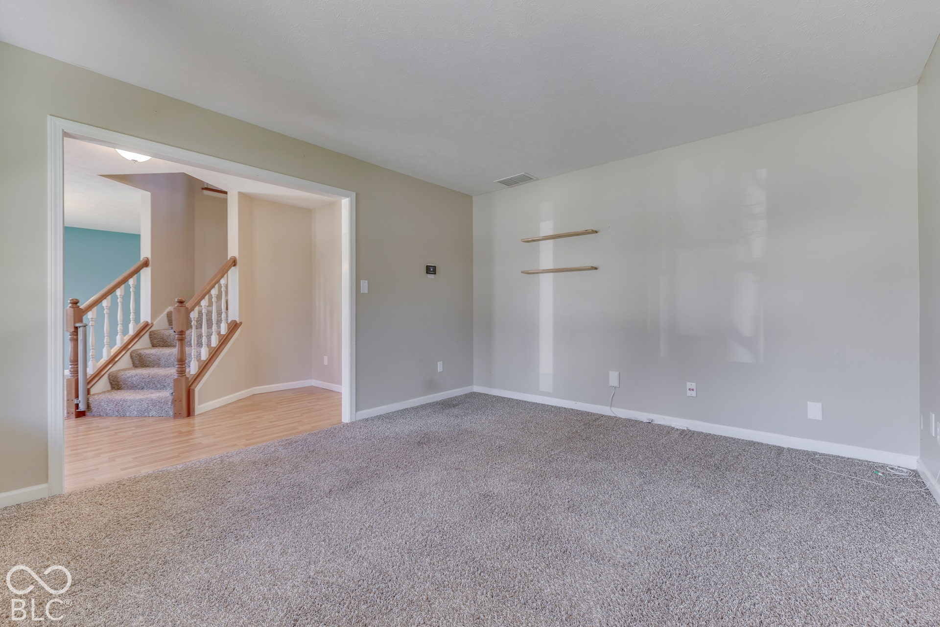 5845 Iron Oaks Court, Indianapolis, IN 46237 5845 Iron Oaks Court, Indianapolis, IN 46237