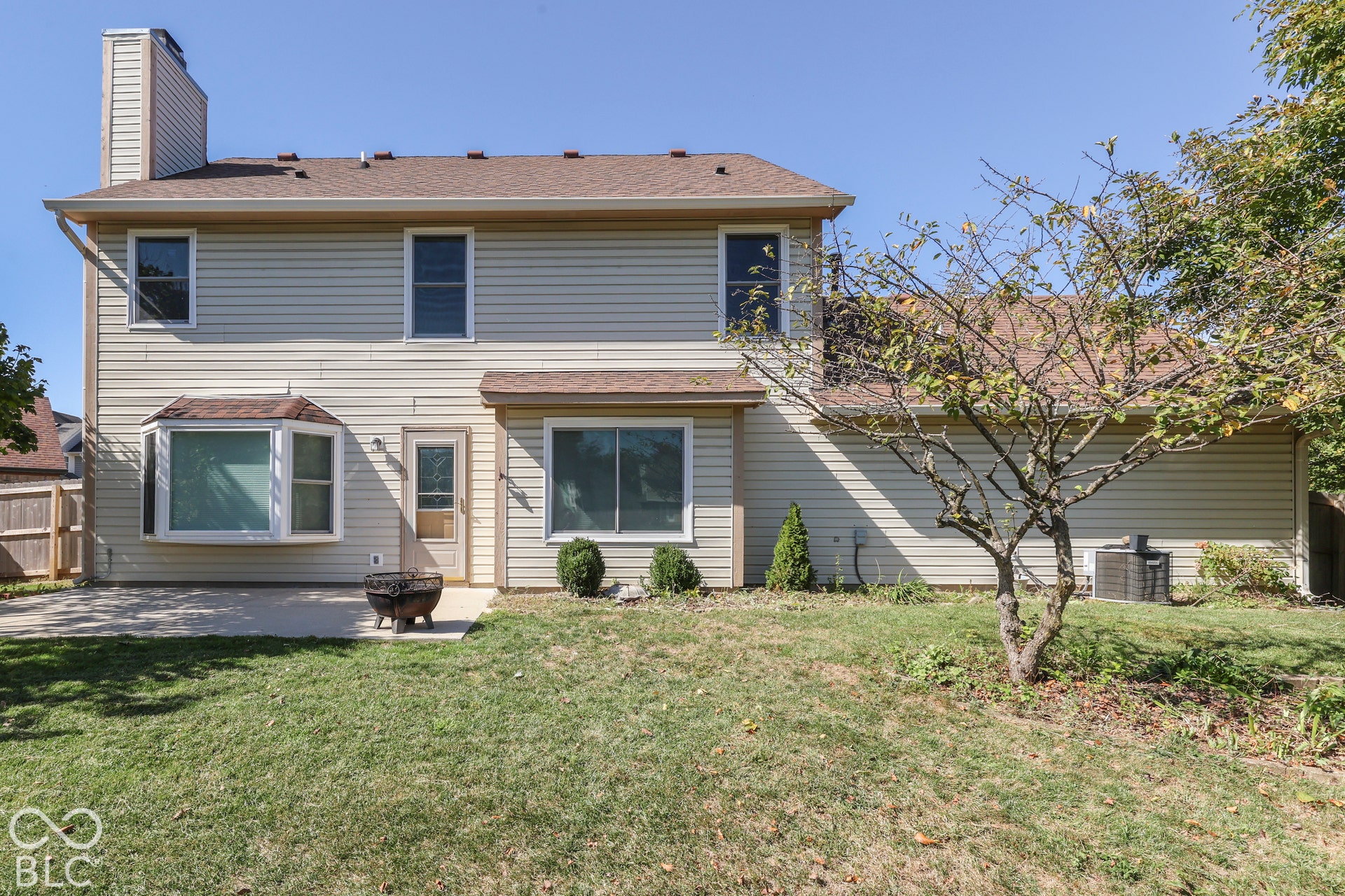 5845 Iron Oaks Court, Indianapolis, IN 46237 5845 Iron Oaks Court, Indianapolis, IN 46237