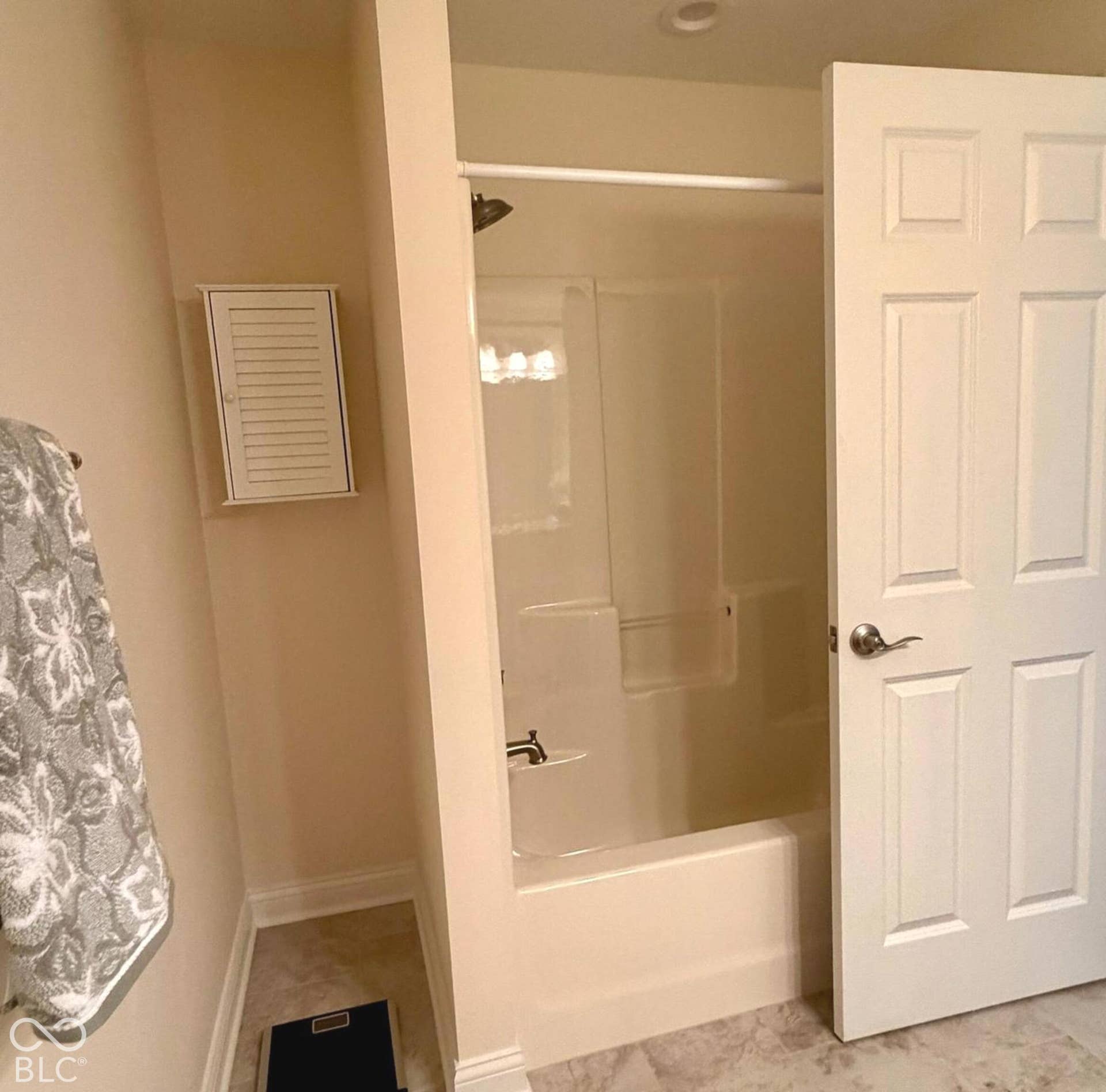 6658 English Oak Drive, Avon, IN 46123