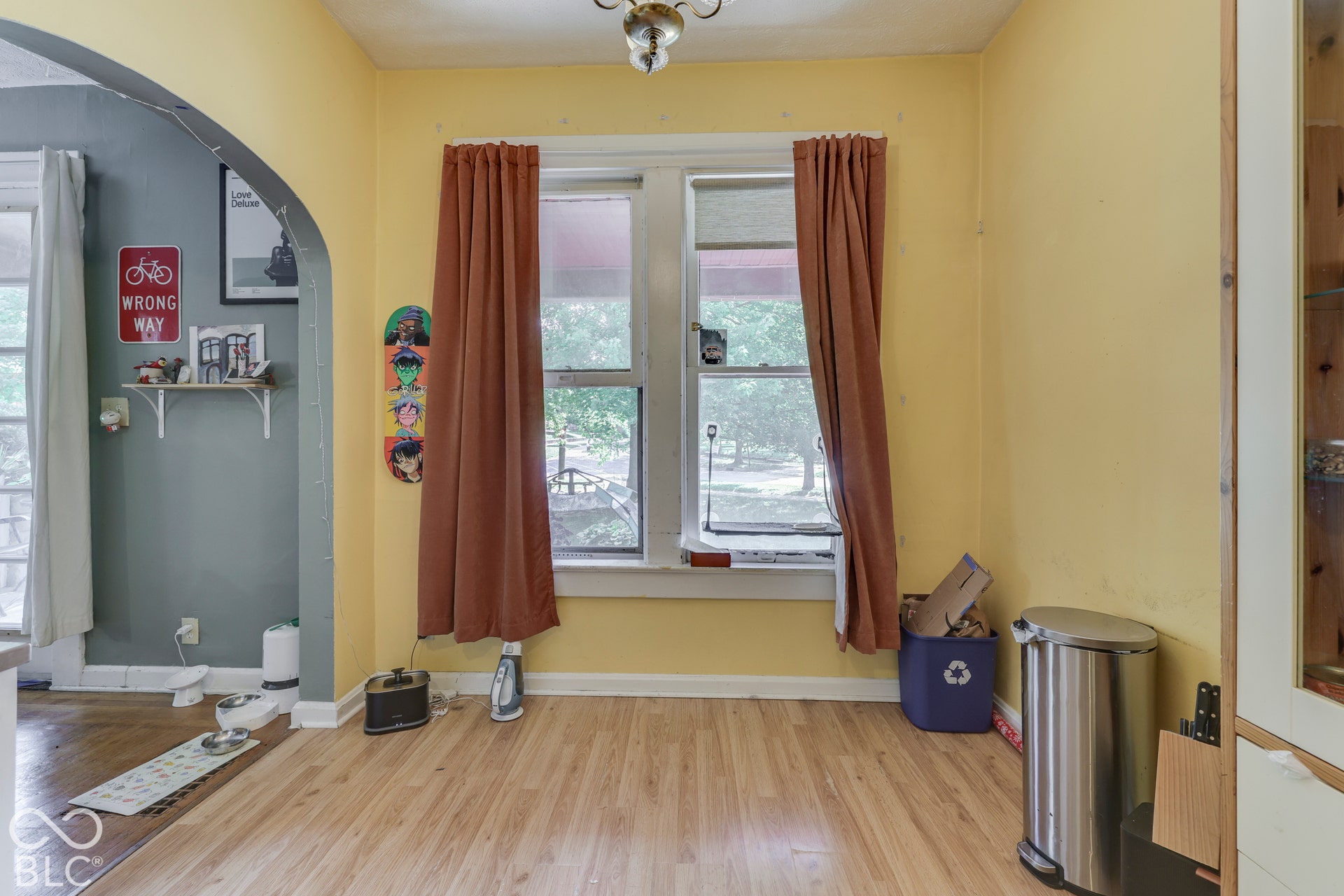 Unit 2 Wood-finish flooring with a dual window arrangement