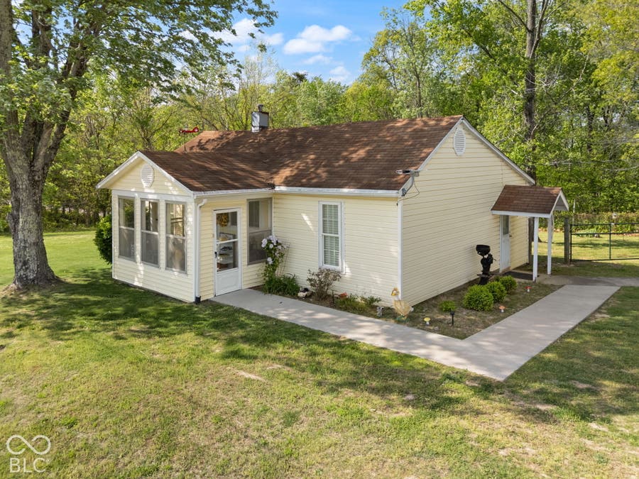 Property photo for 5988 E Us Highway 150, Hardinsburg, IN