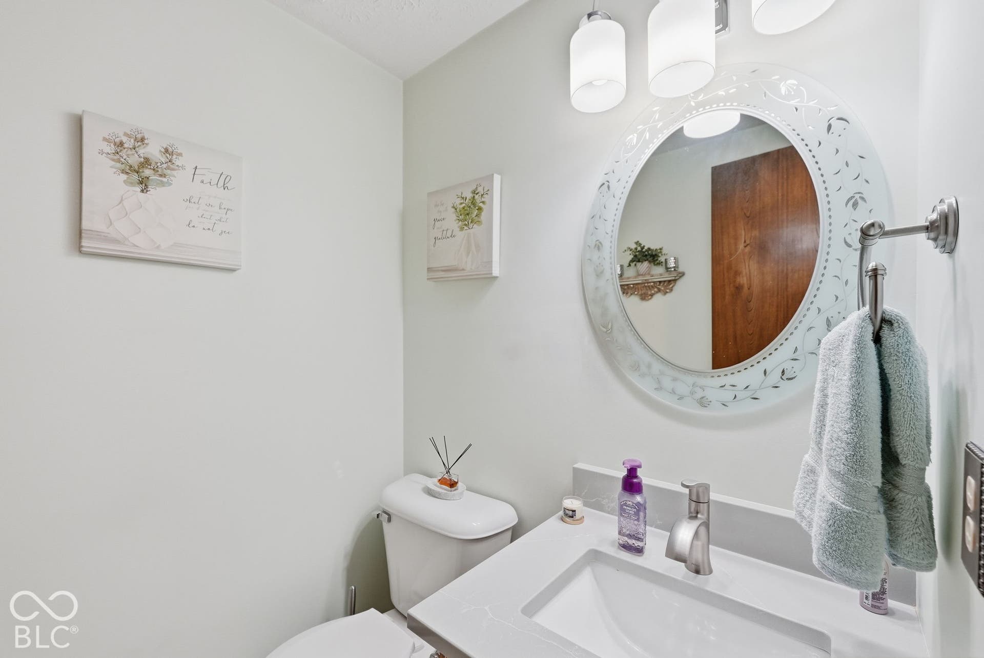 592 Echo Bend Boulevard, Greenwood, IN 46142