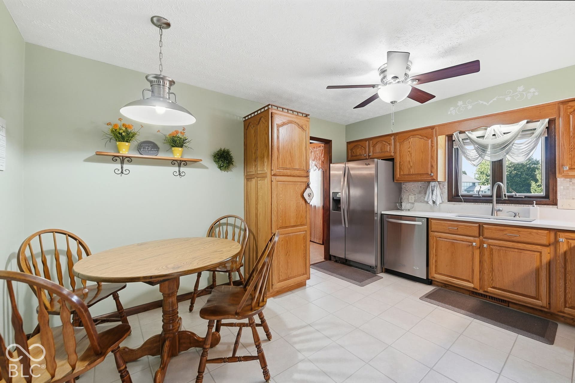 592 Echo Bend Boulevard, Greenwood, IN 46142