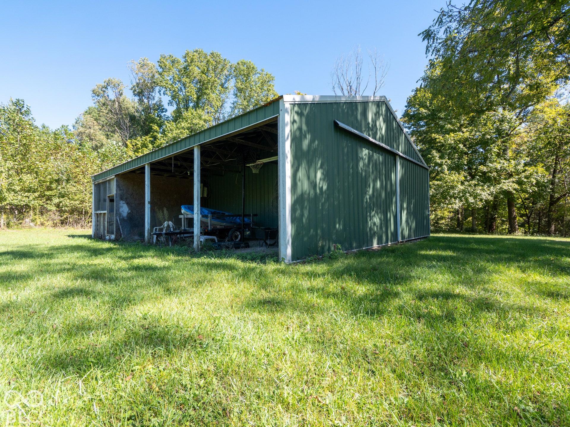 5961 Flowing Well Road, Poland, IN 47868