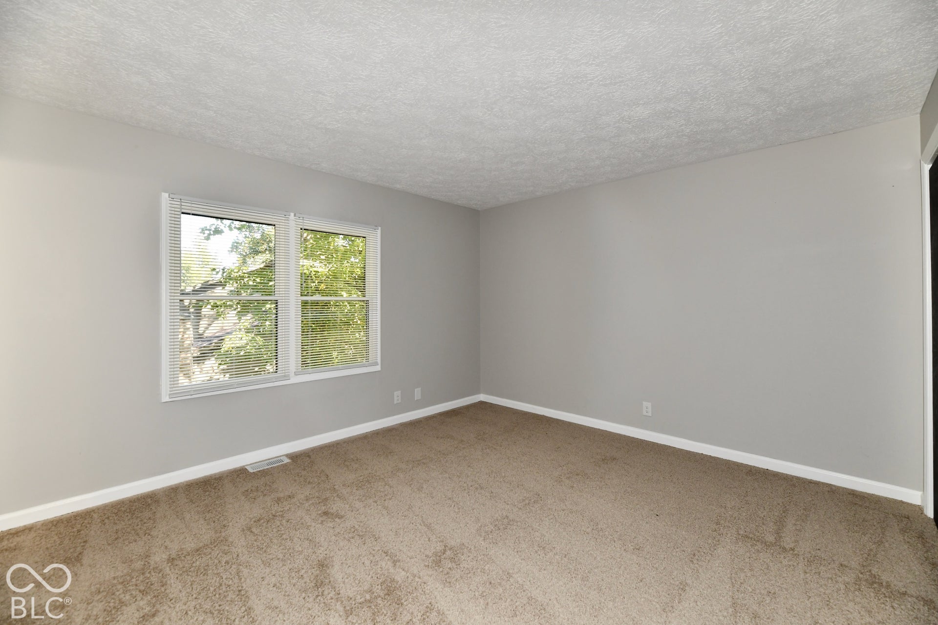1814 Walnut Way, Noblesville, IN 46062