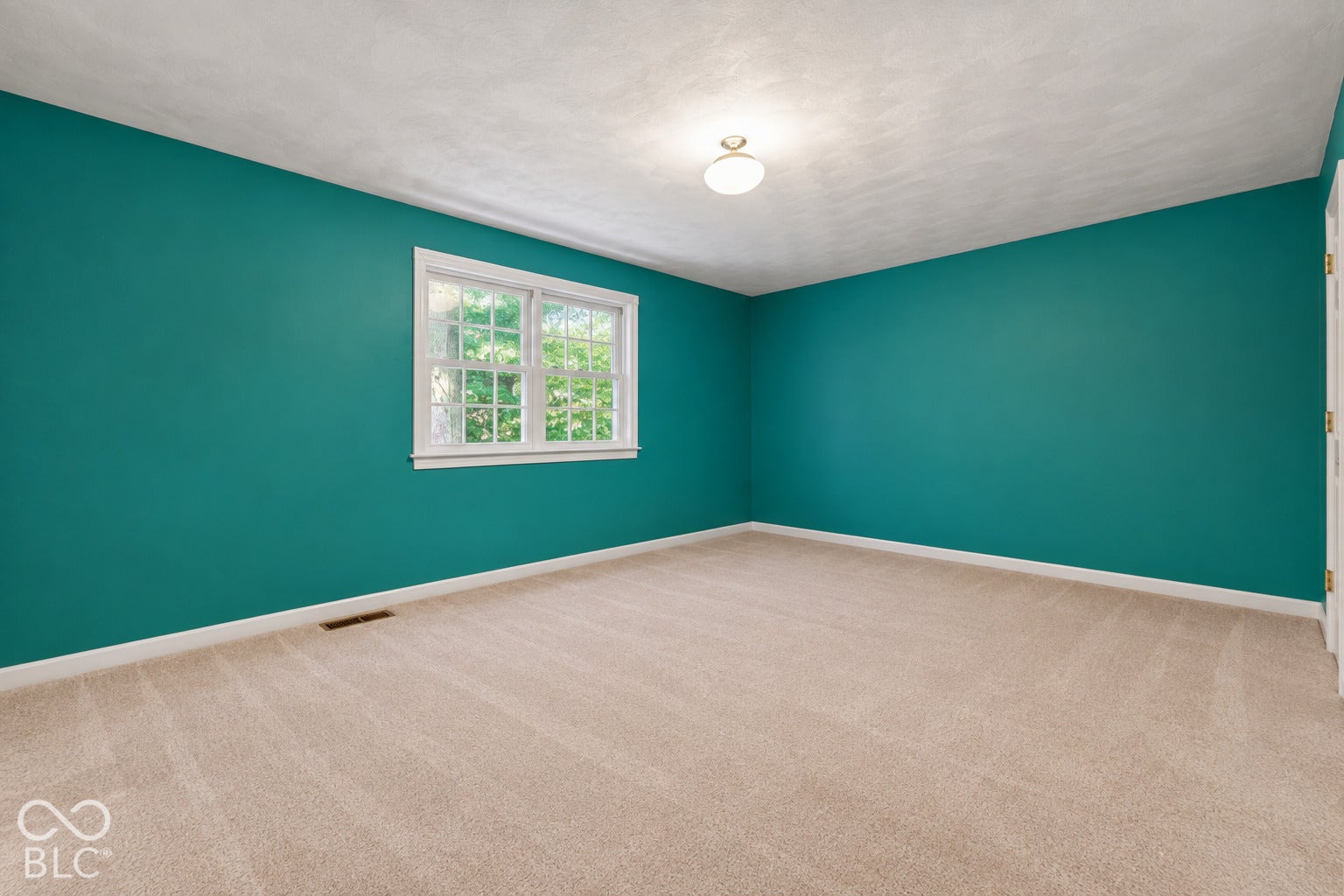 Virtually Altered - Items and furniture removed.