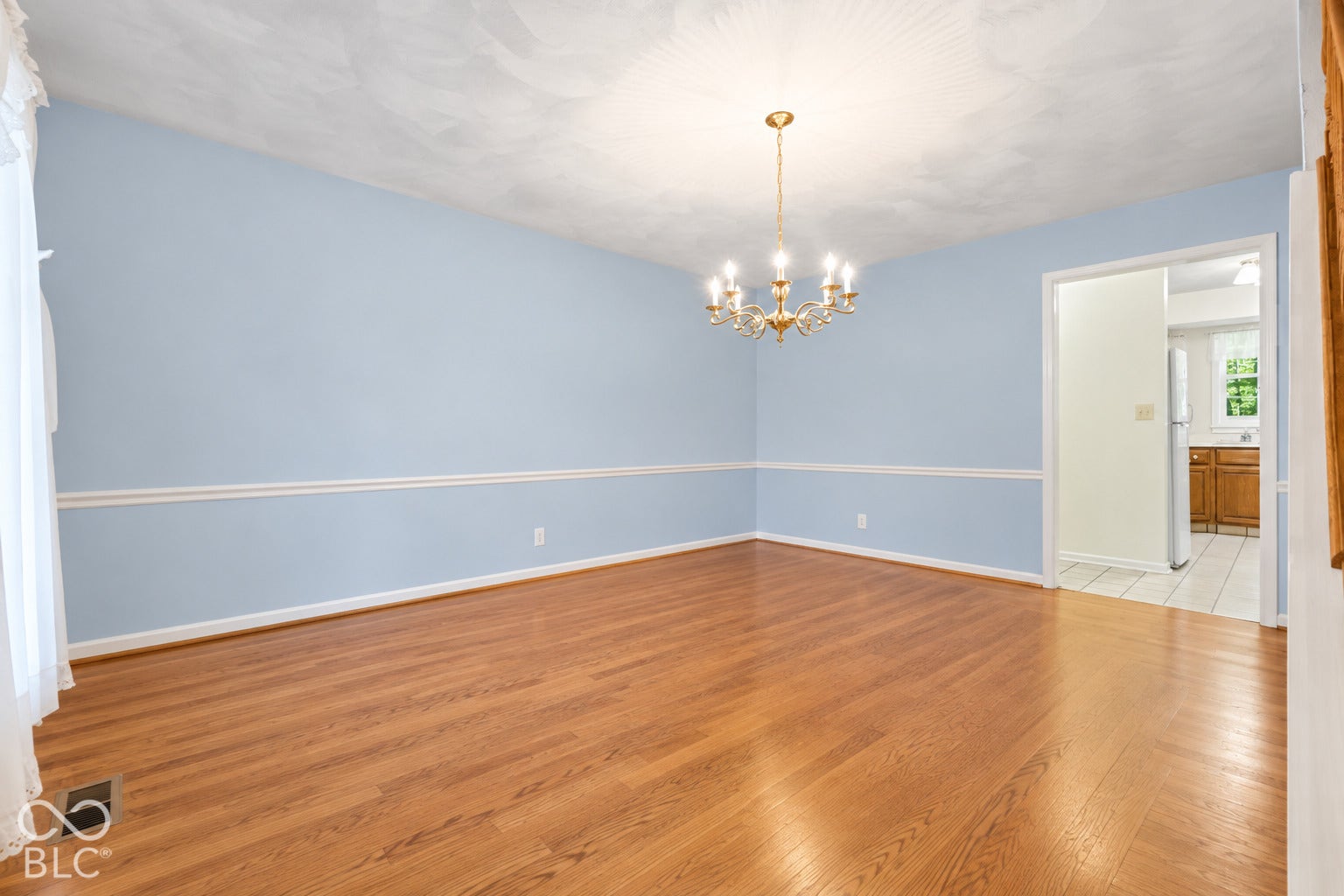 Virtually Altered - Items and furniture removed.