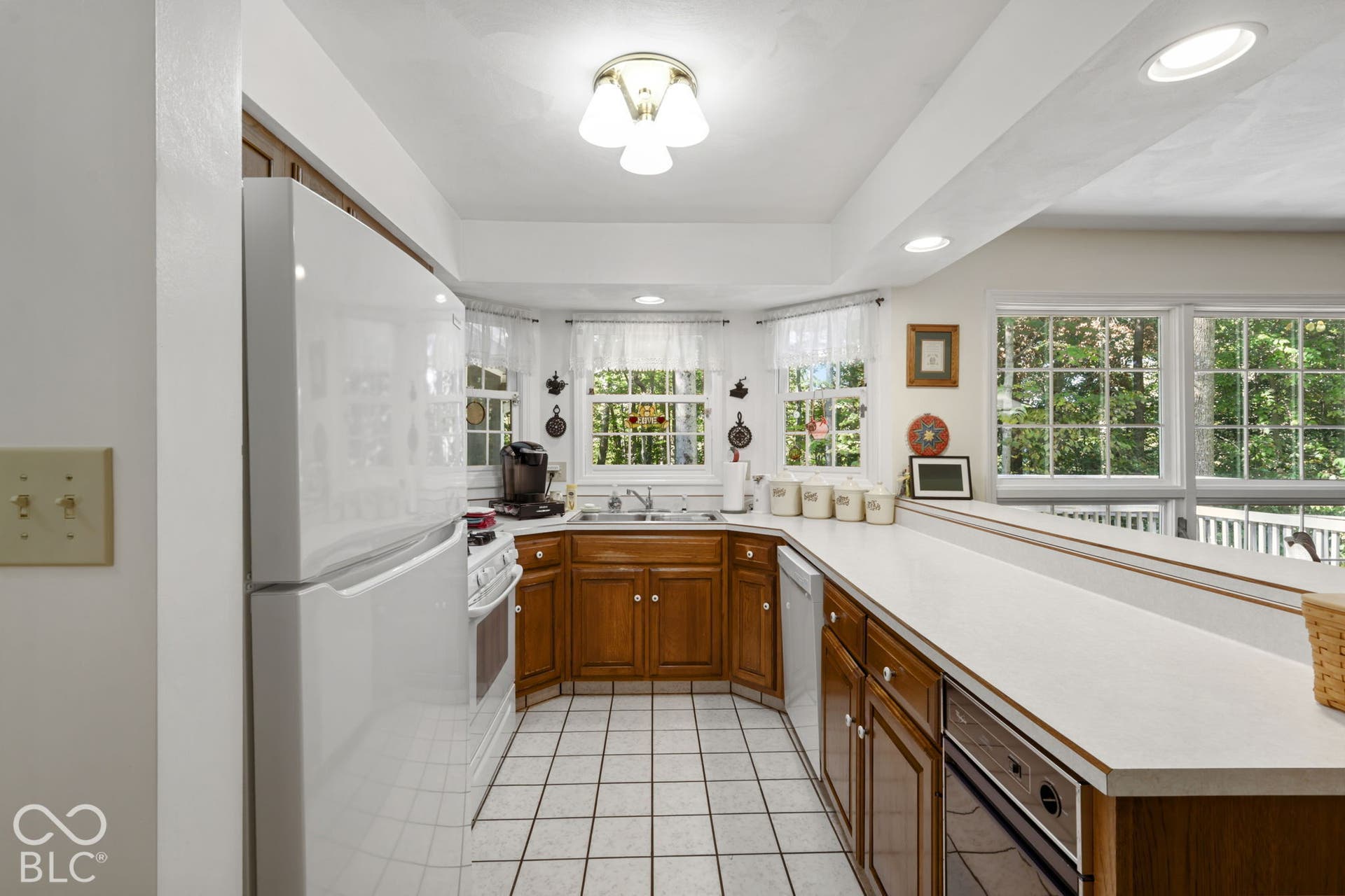 4238 S Carrie Drive, New Palestine, IN 46163
