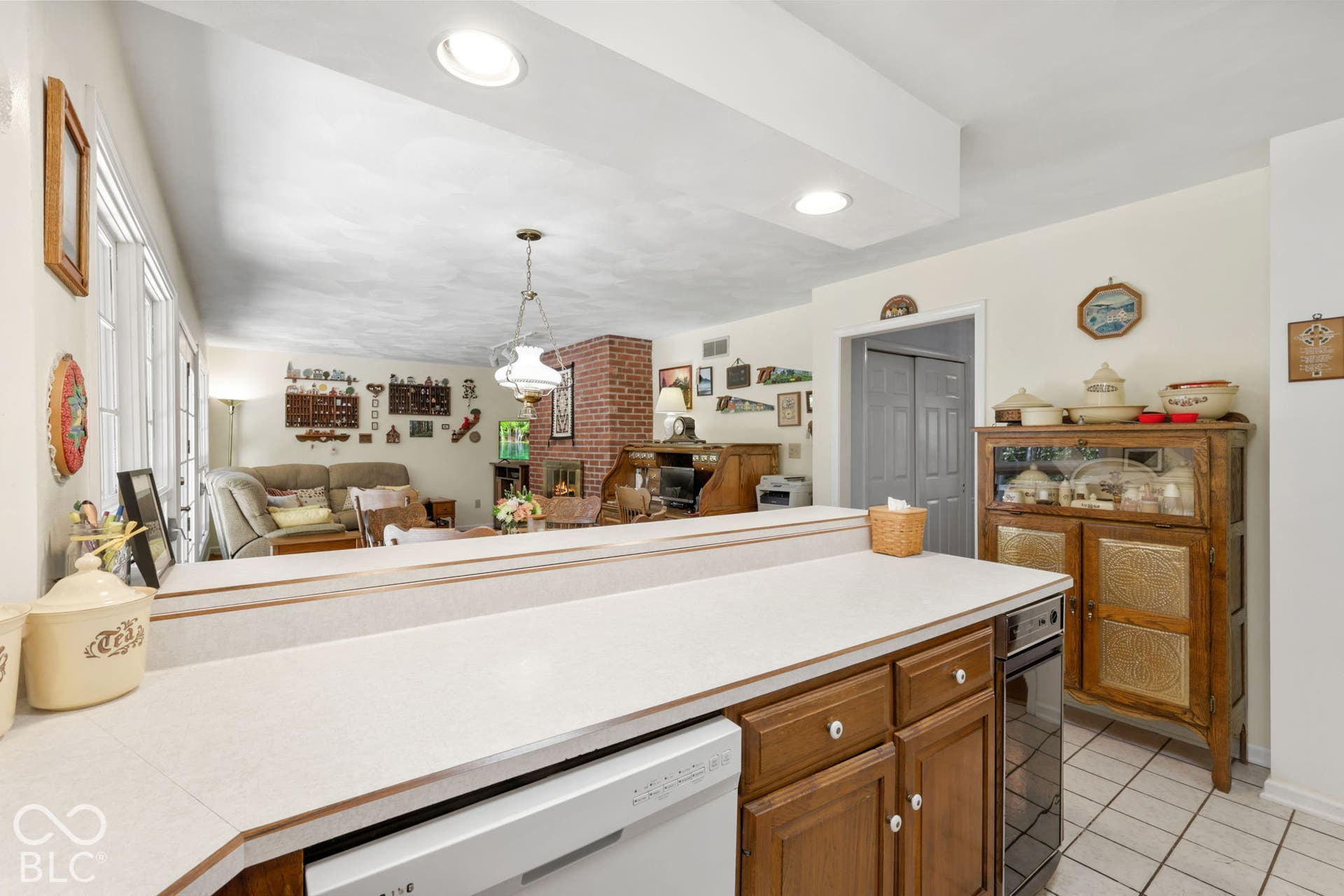 4238 S Carrie Drive, New Palestine, IN 46163
