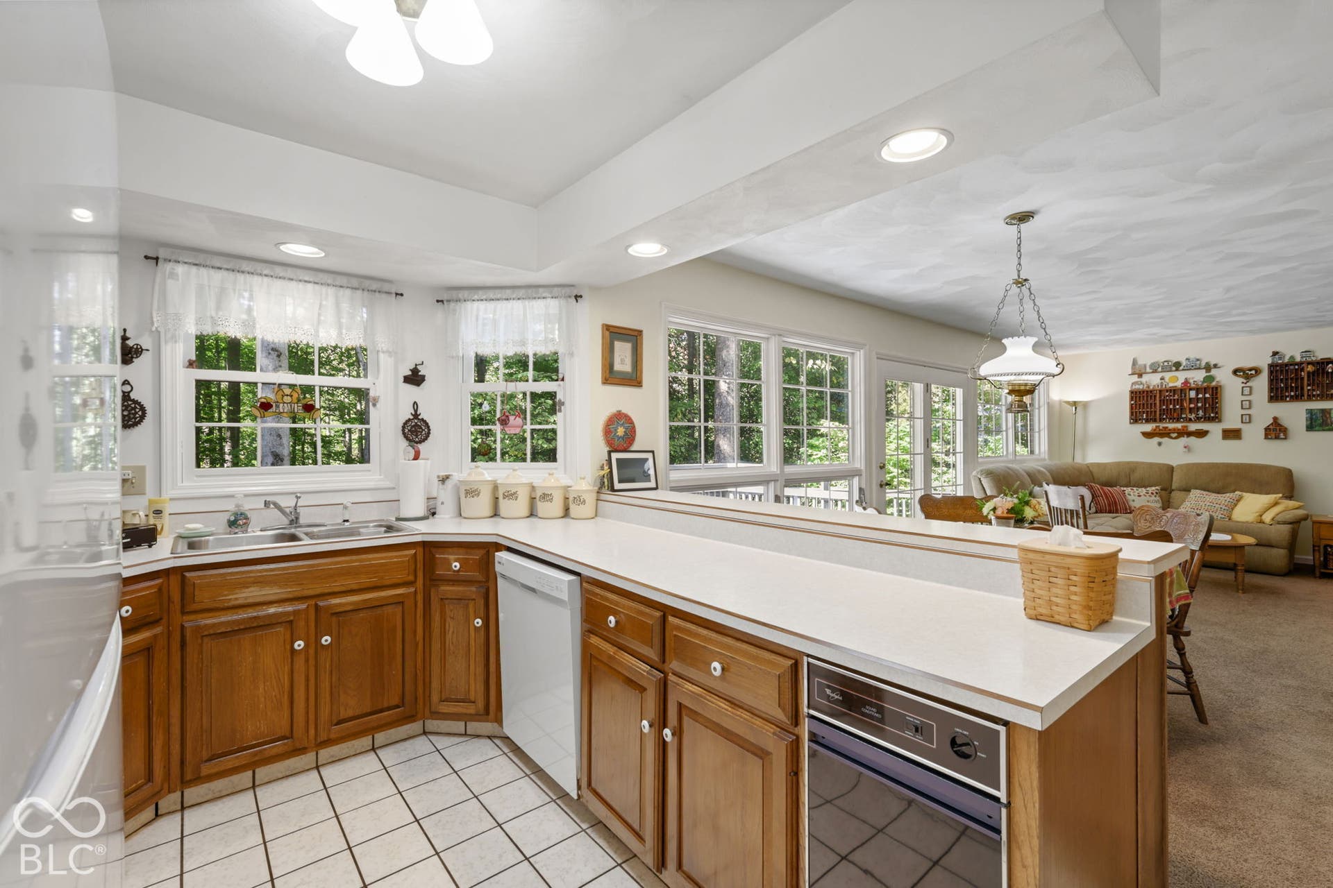 4238 S Carrie Drive, New Palestine, IN 46163