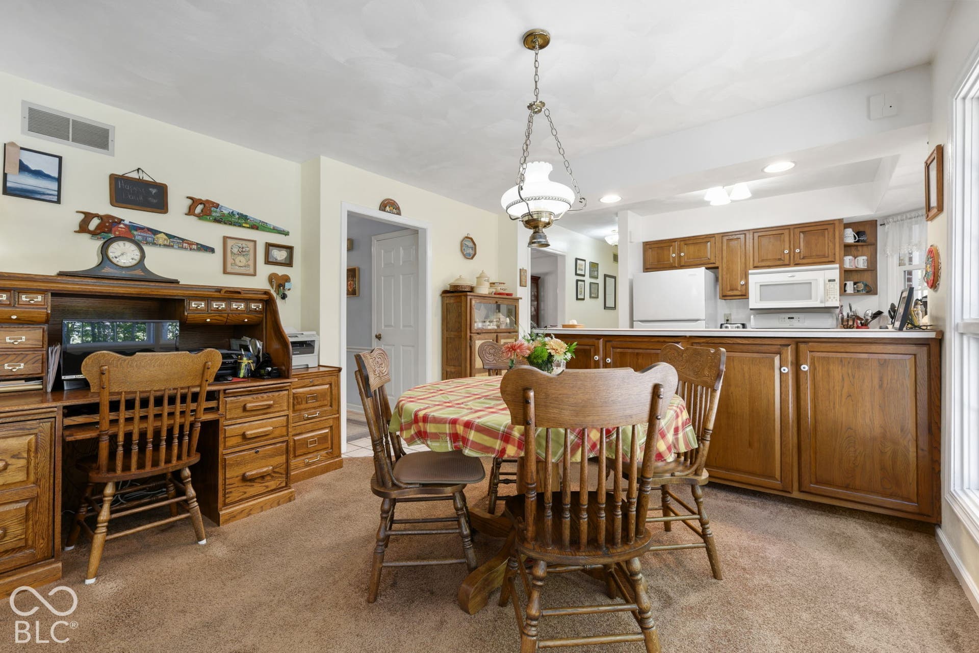 4238 S Carrie Drive, New Palestine, IN 46163