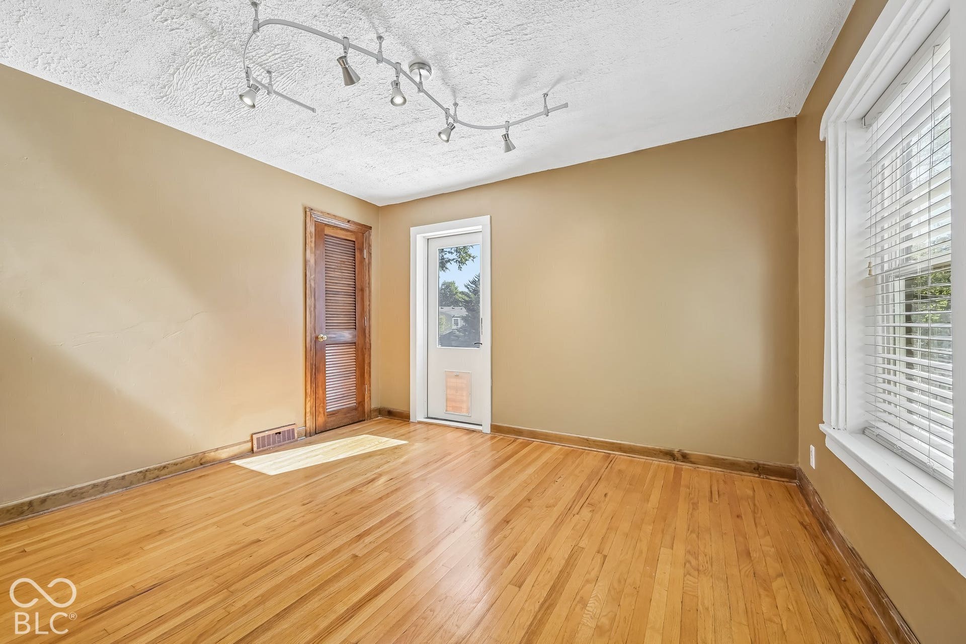 3641 Watson Road, Indianapolis, IN 46205
