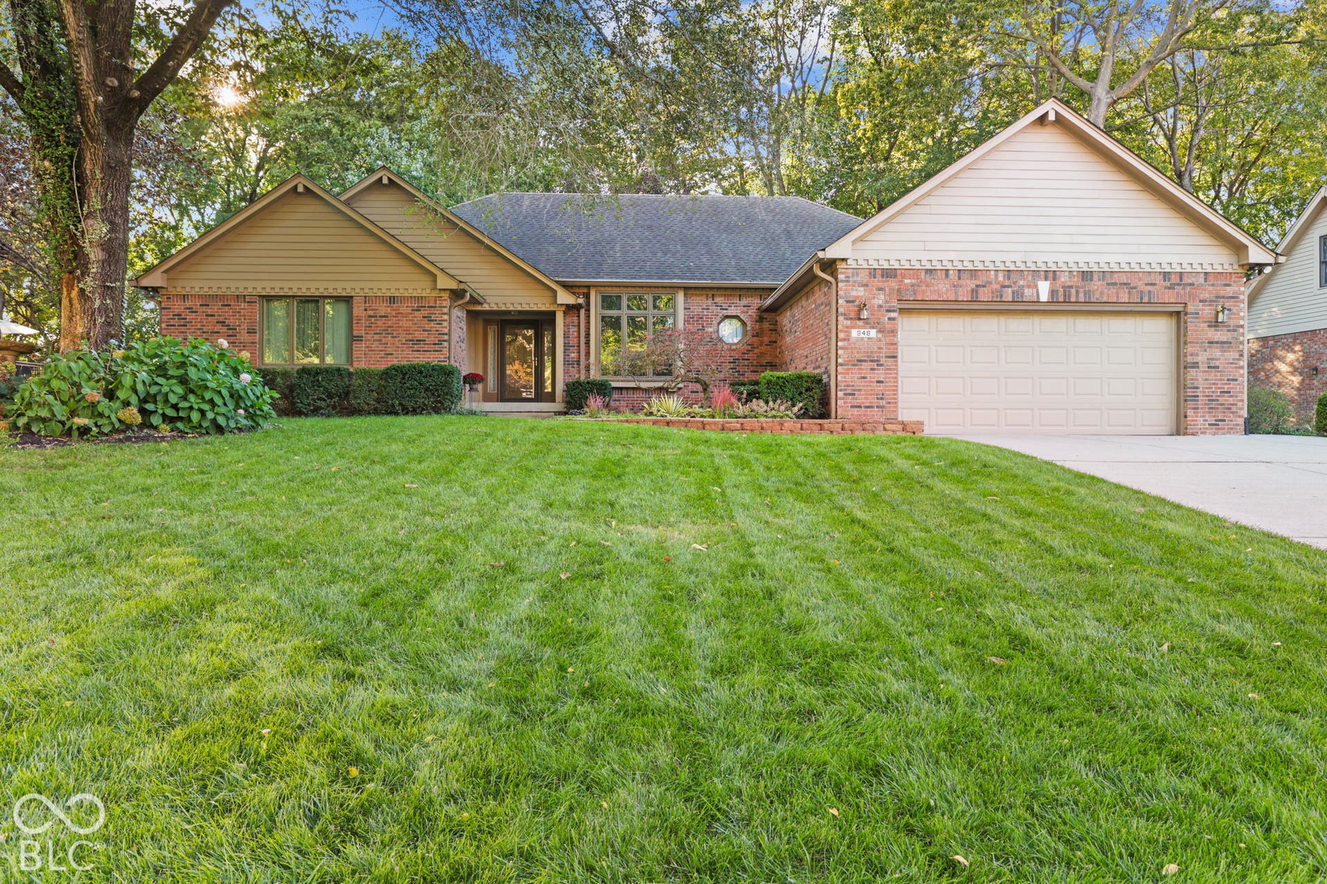 948 Silver Creek Way, Greenwood, IN 46142