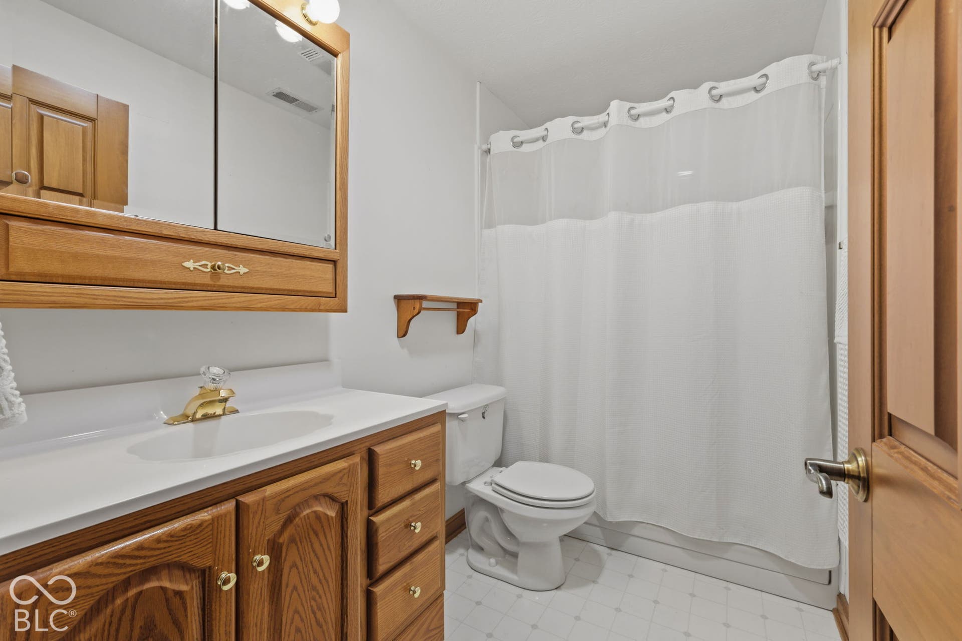 Full Bathroom in Basement