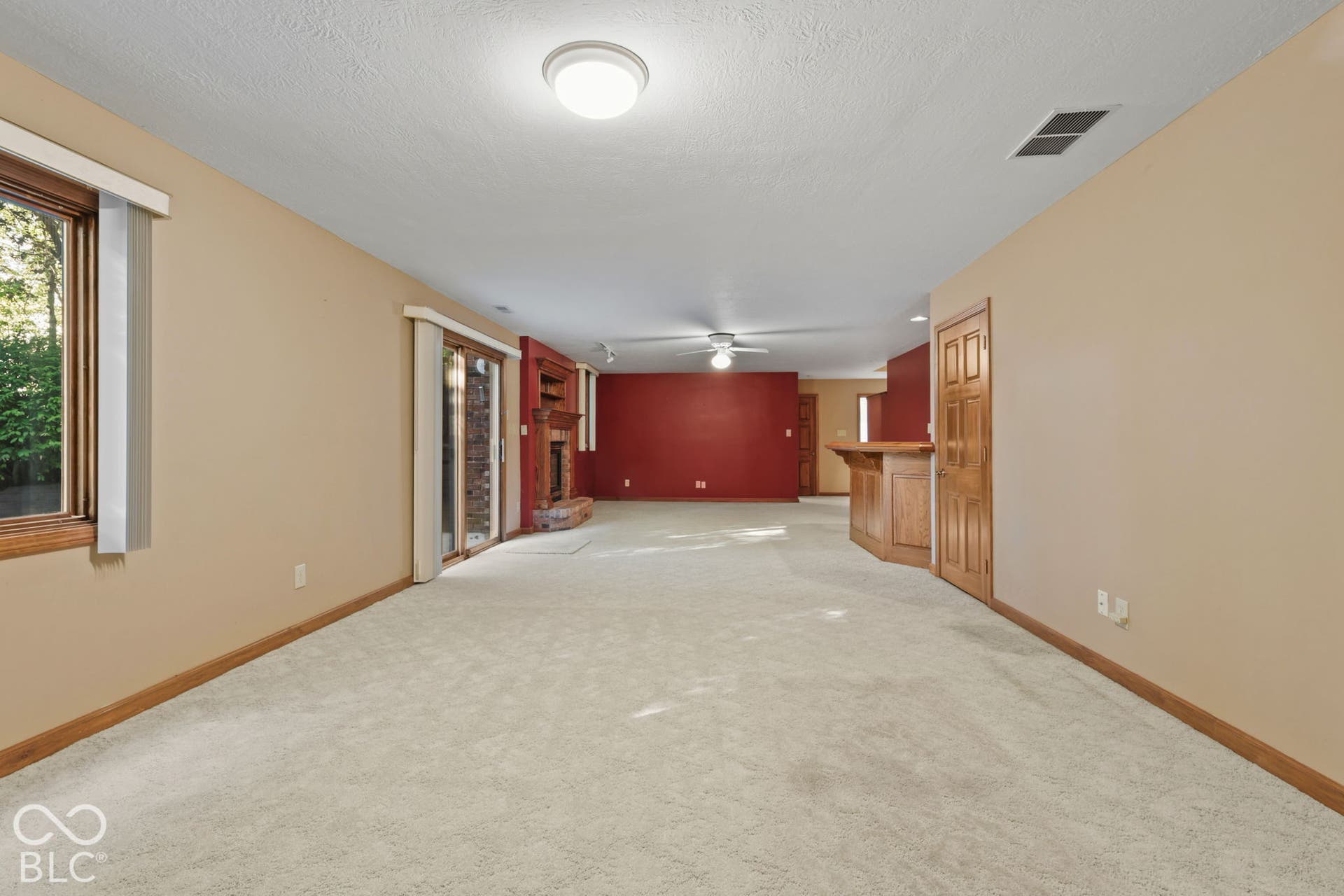 948 Silver Creek Way, Greenwood, IN 46142