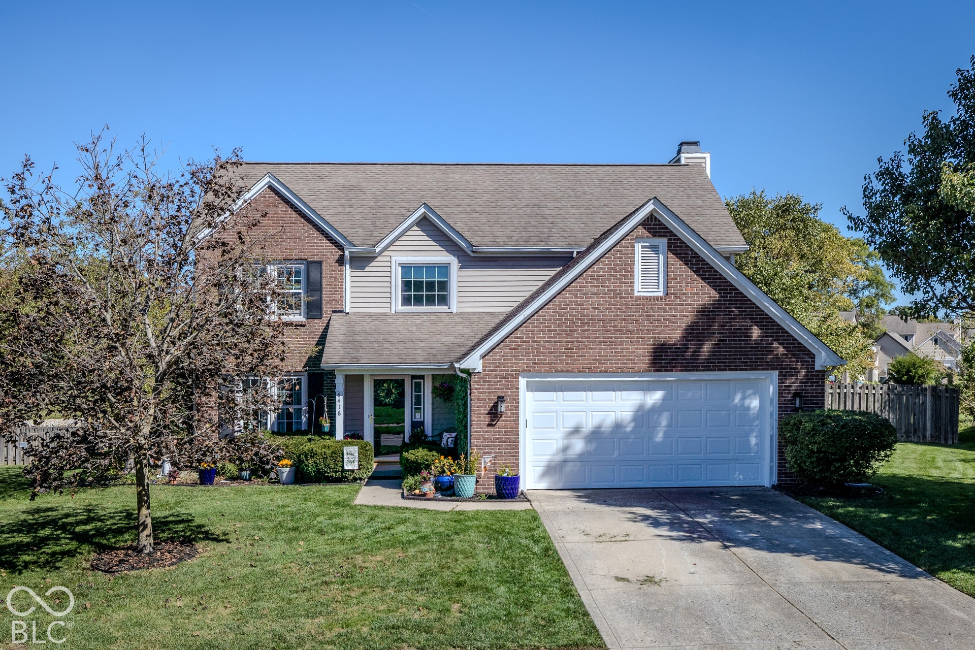 6416 Manchester Drive, Fishers, IN 46038 This updated Princeton Park home has a super convenient location and great pond views! It's conveniently located close to shopping, dining, highly rated schools and everyday amenities.