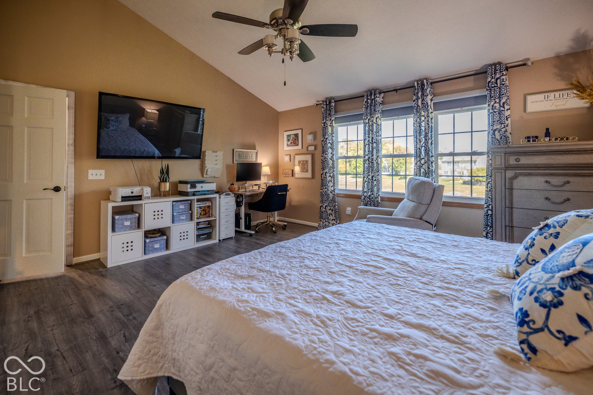 6416 Manchester Drive, Fishers, IN 46038 This bedroom offers lots of natural light and ventilation. It will be a welcome respite at the end of a busy day.