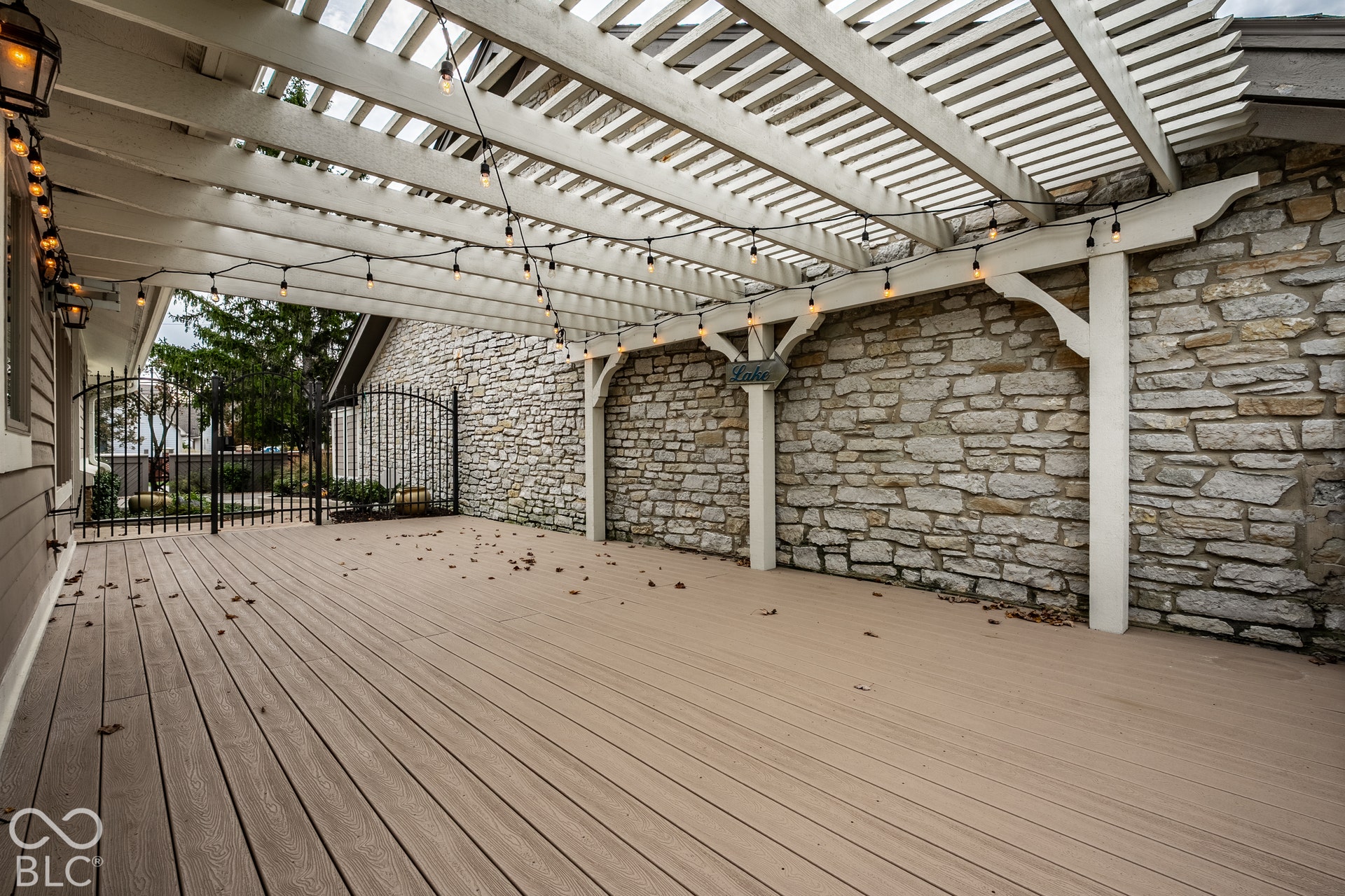 Private Courtyard perfect for entertaining!