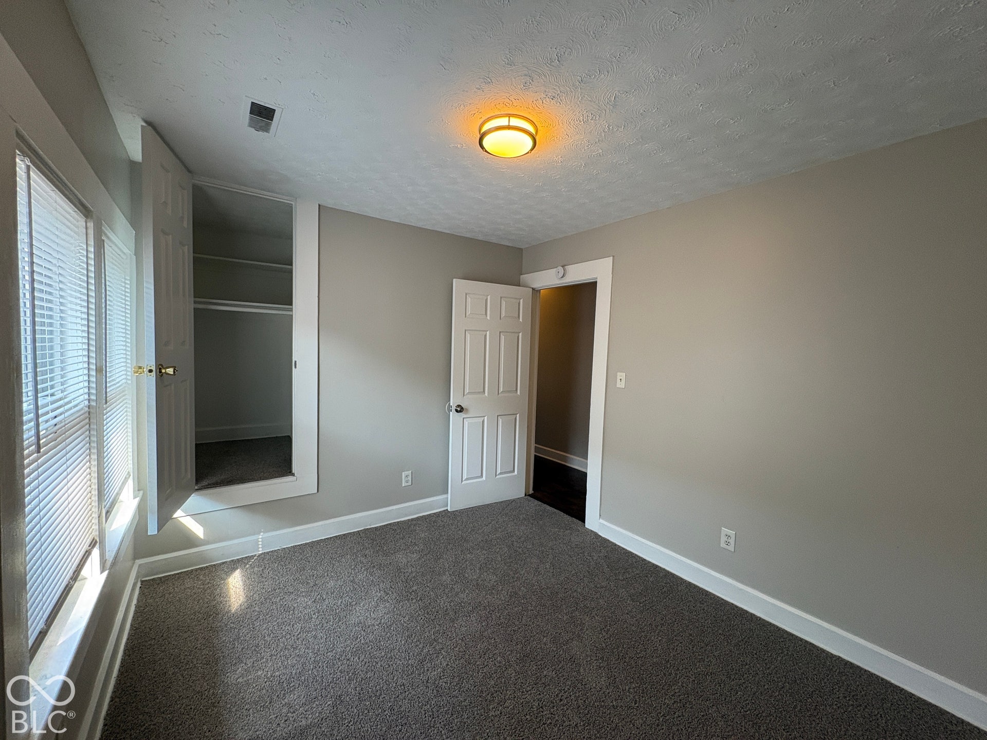 UNIT 2925 PRIOR TO TENANT OCCUPANCY