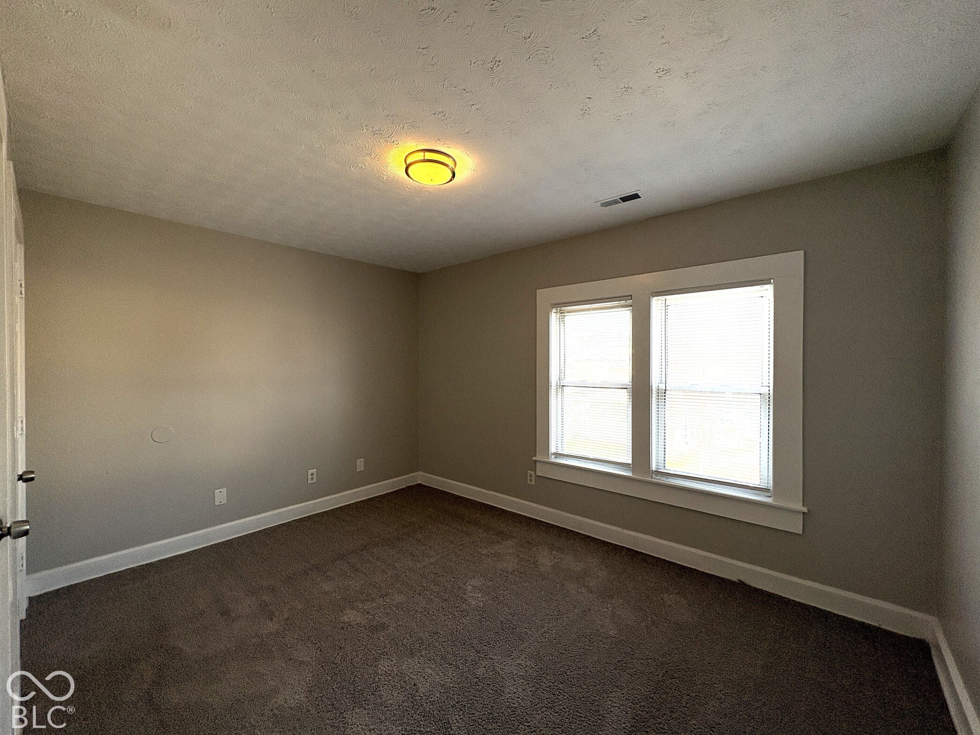 UNIT 2925 PRIOR TO TENANT OCCUPANCY