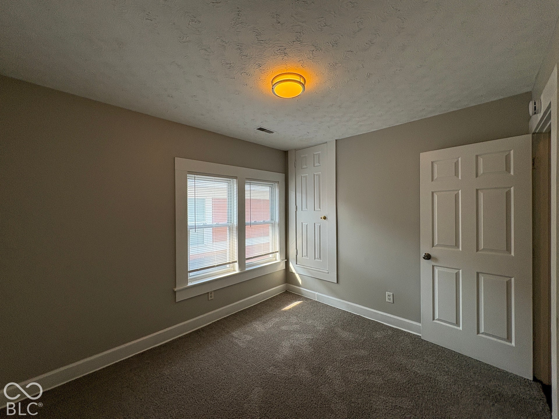 UNIT 2925 PRIOR TO TENANT OCCUPANCY