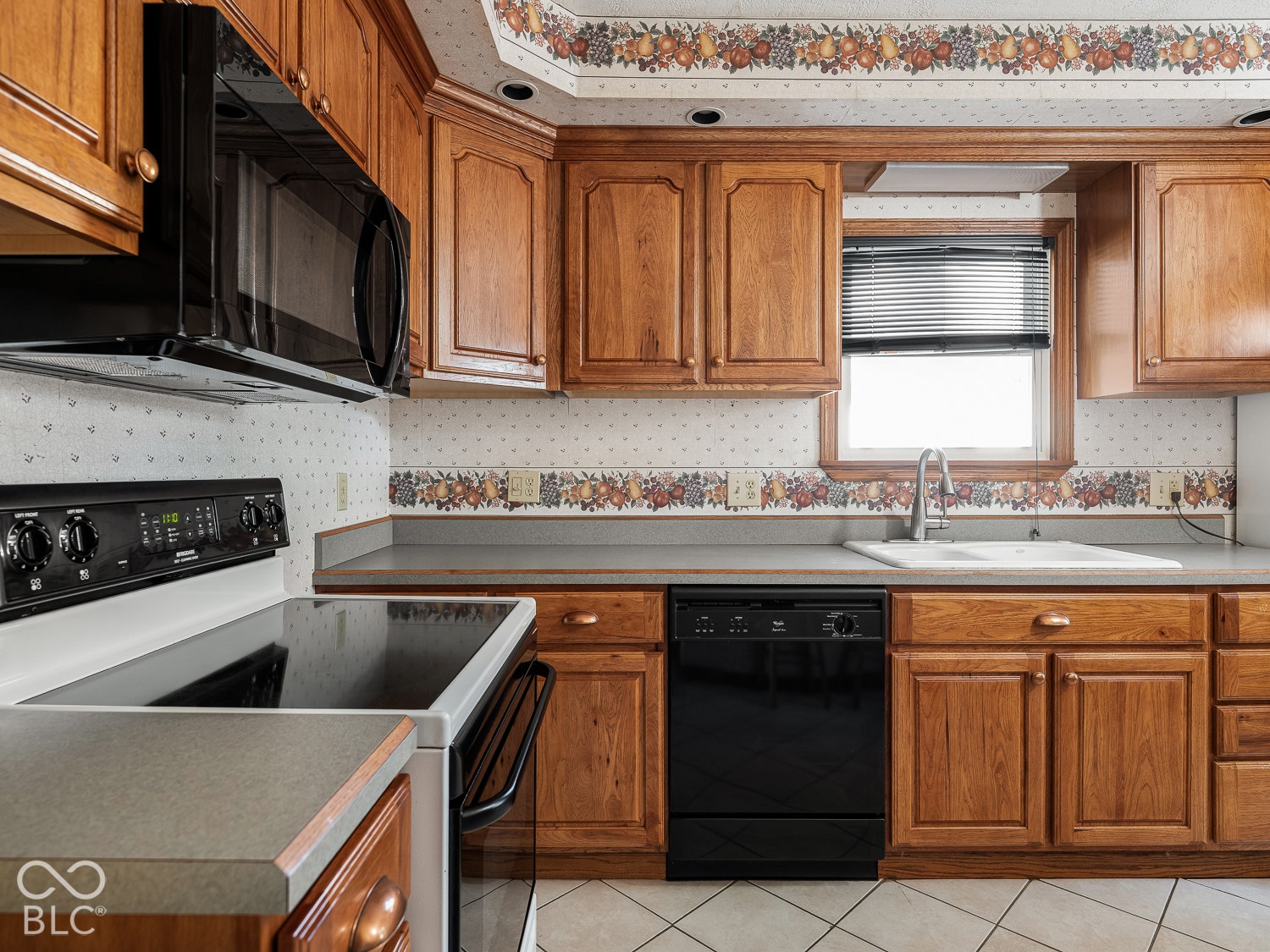 43 N Elizabeth Street, Indianapolis, IN 46219