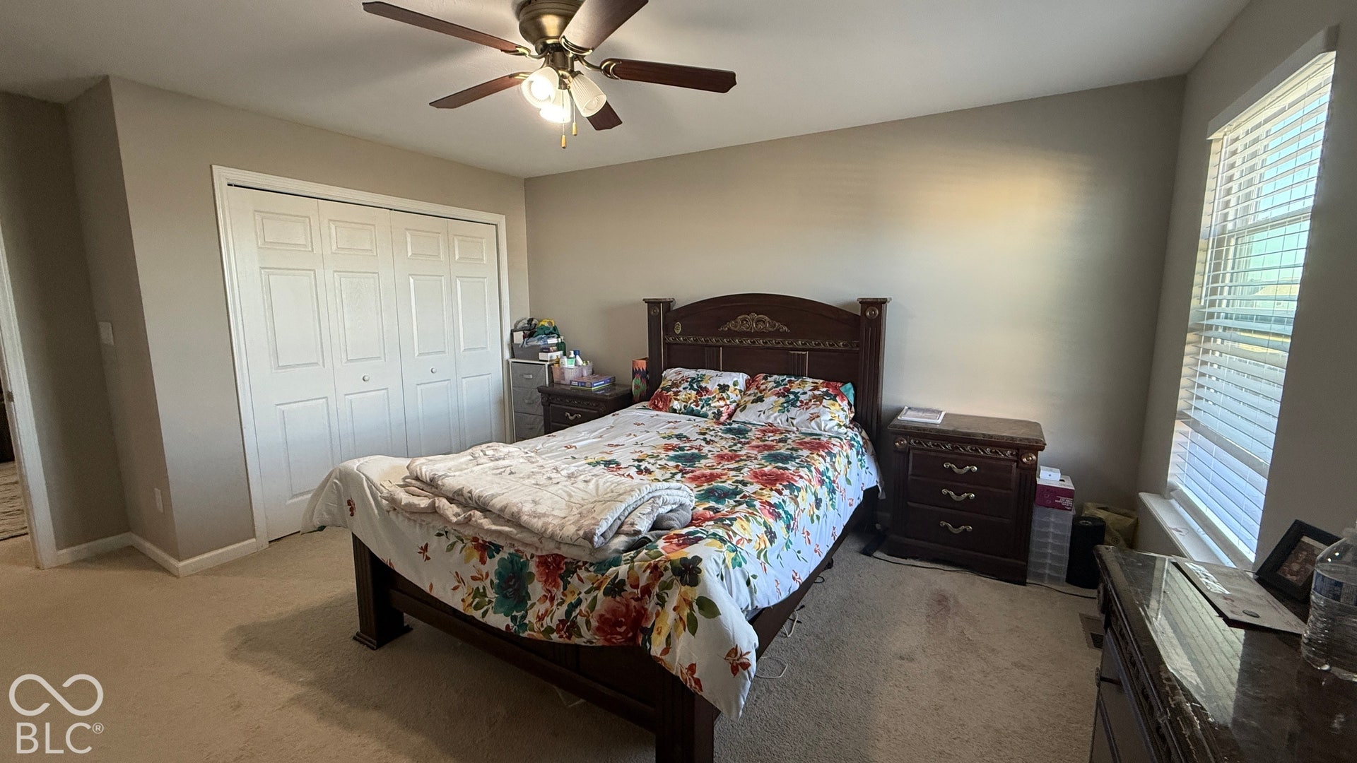 Recessed ceiling fan with integrated lighting
