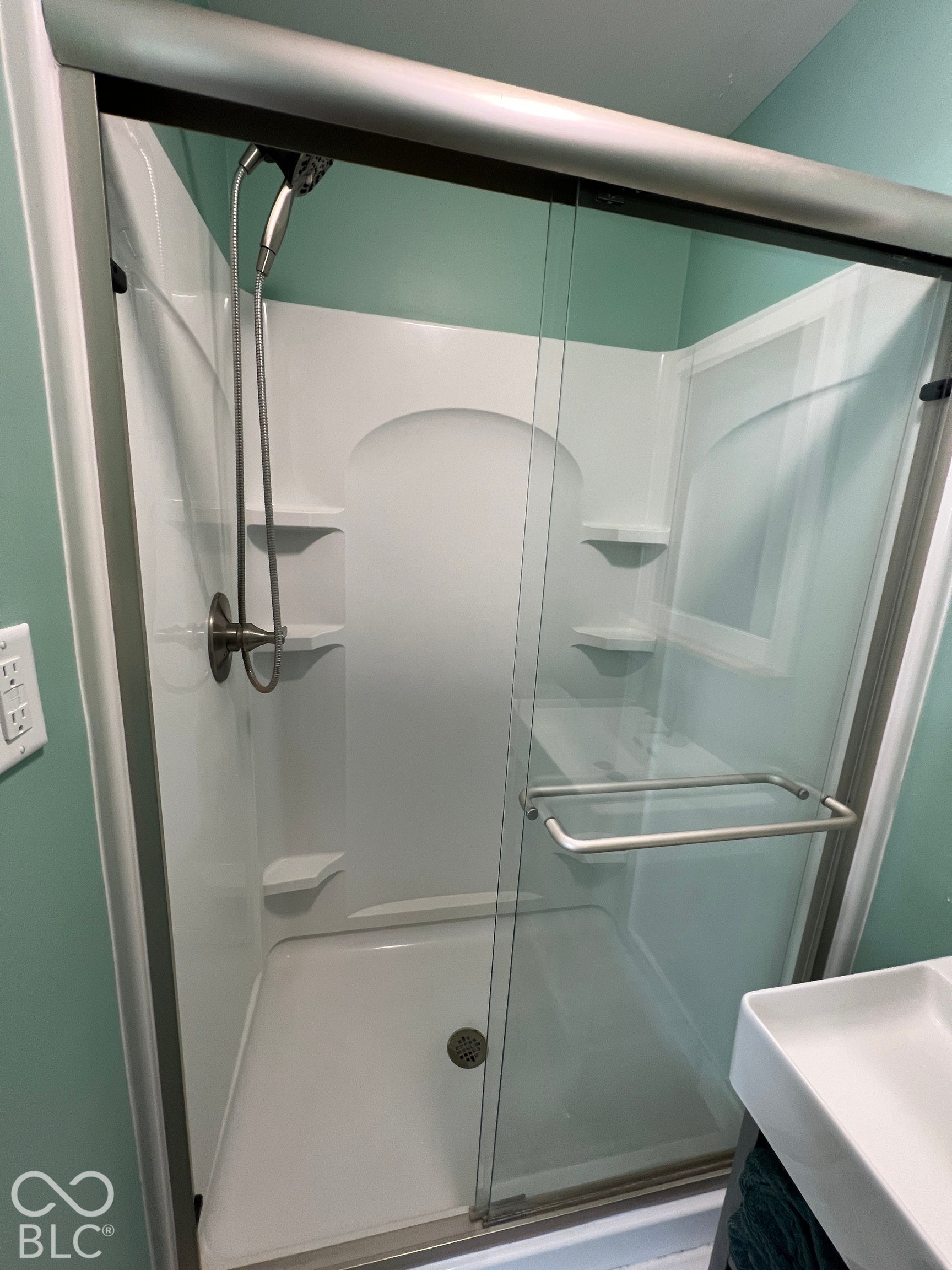 1358 N Ridgeview Drive, Indianapolis, IN 46219