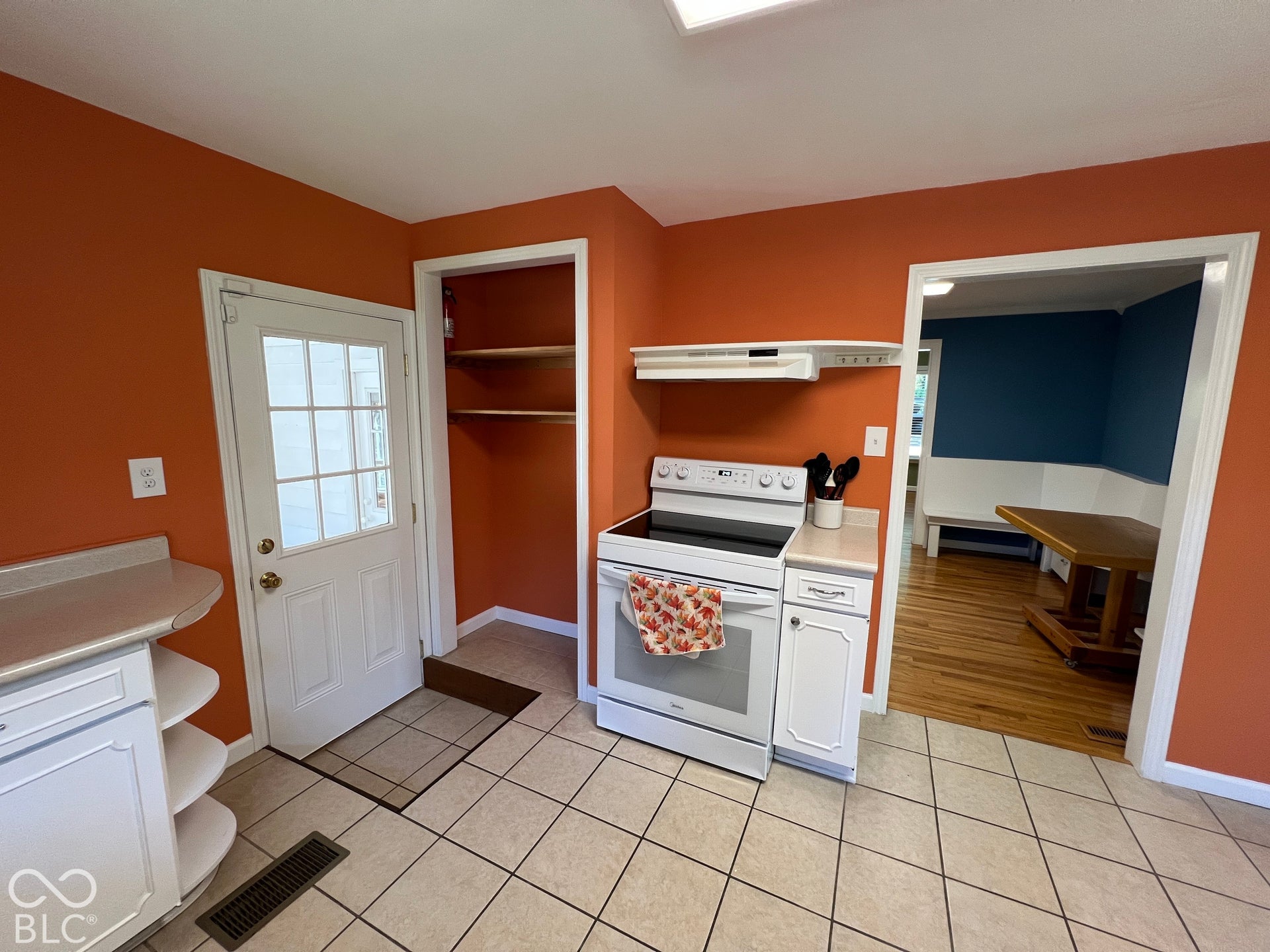 1358 N Ridgeview Drive, Indianapolis, IN 46219