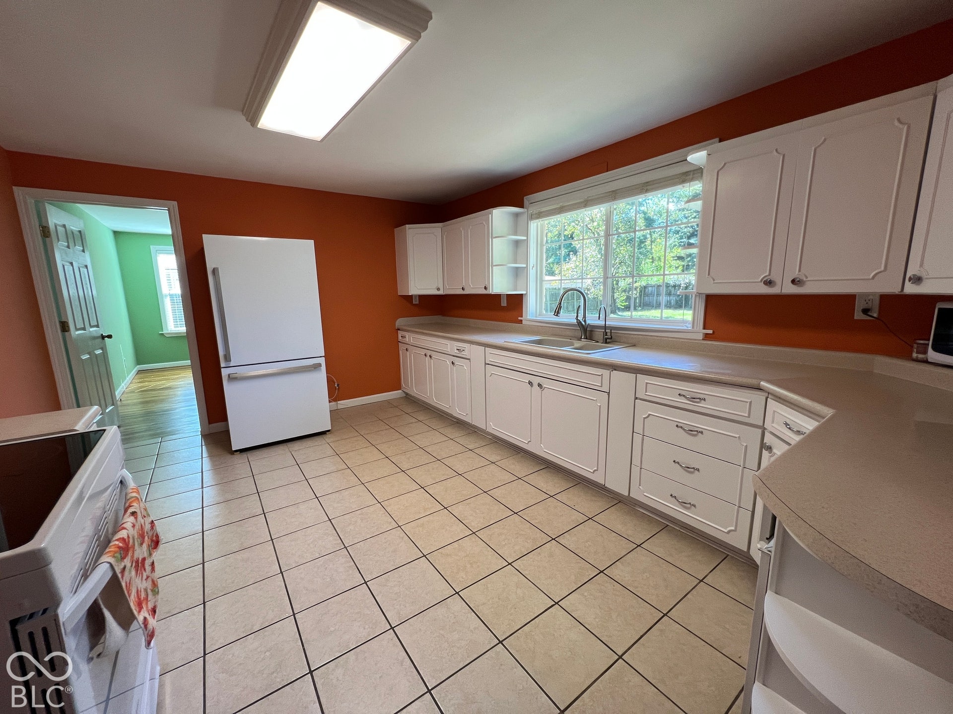 1358 N Ridgeview Drive, Indianapolis, IN 46219