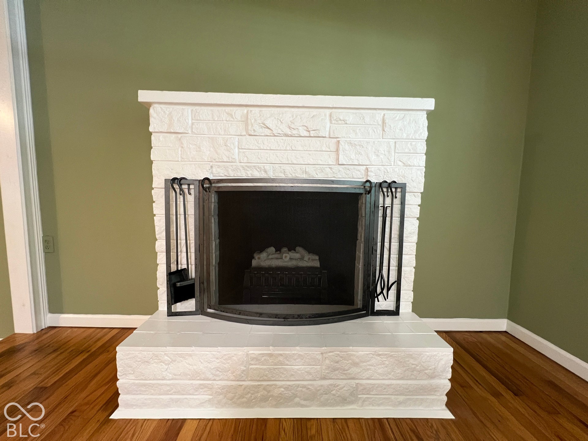 1358 N Ridgeview Drive, Indianapolis, IN 46219