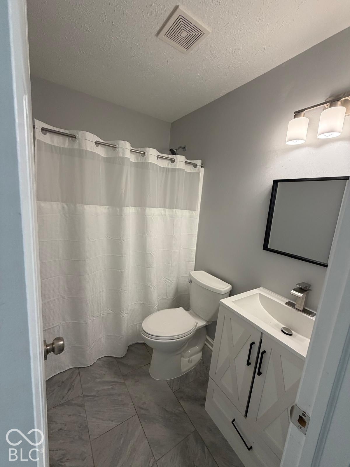 13302 Ashwood Drive, Fishers, IN 46038