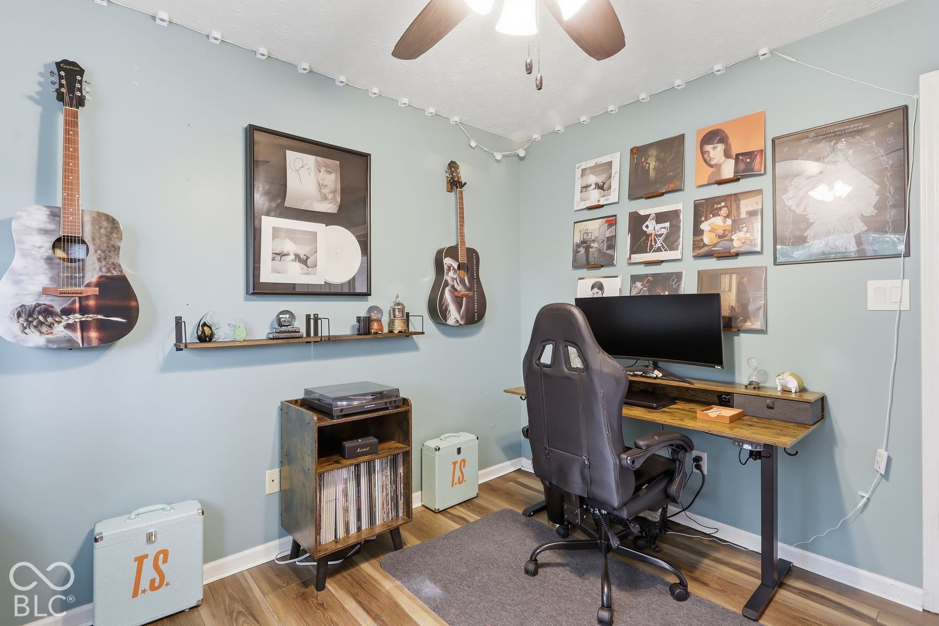 897 Joann Court, Carmel, IN 46032