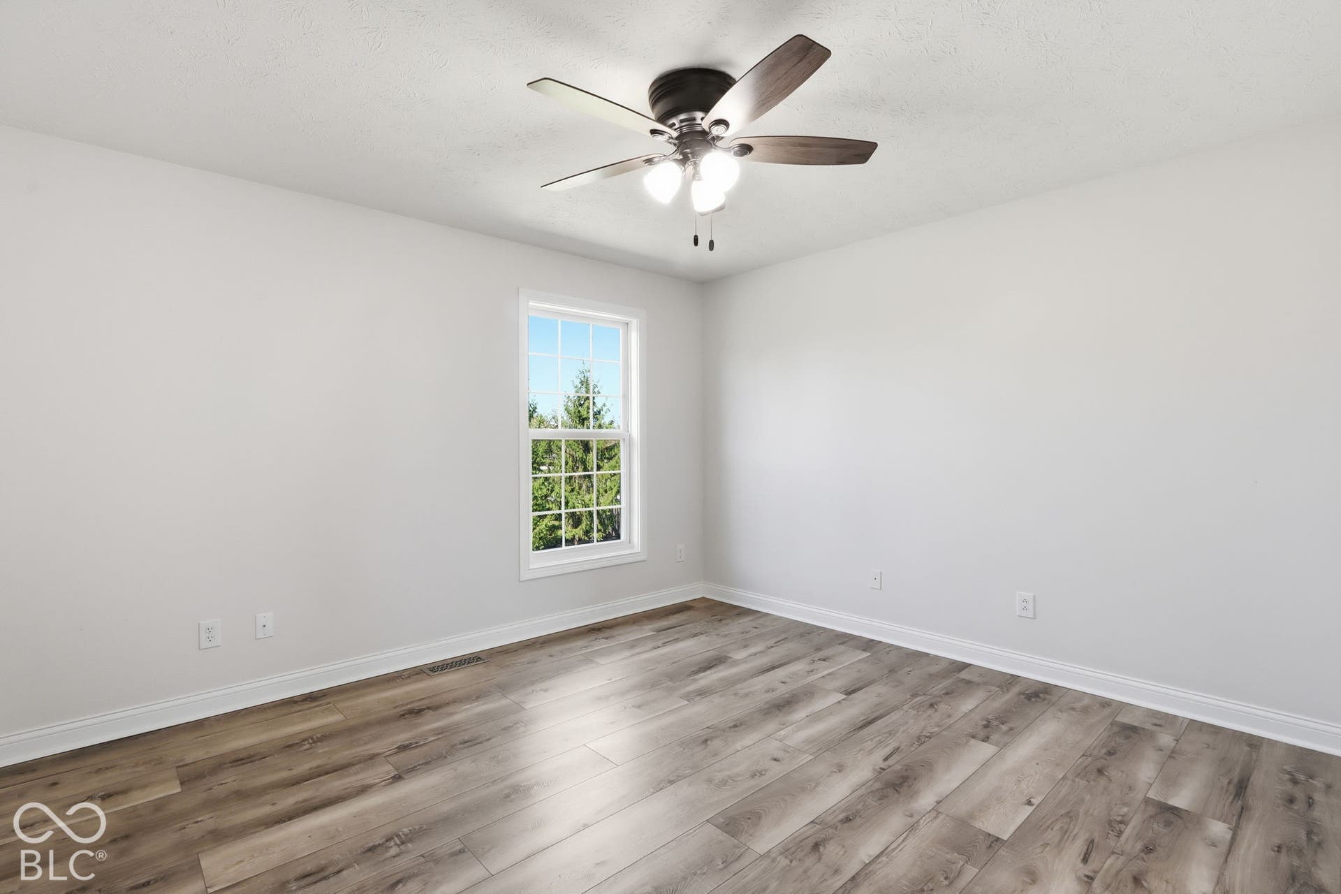 12558 Talon Crest Drive, Fishers, IN 46037