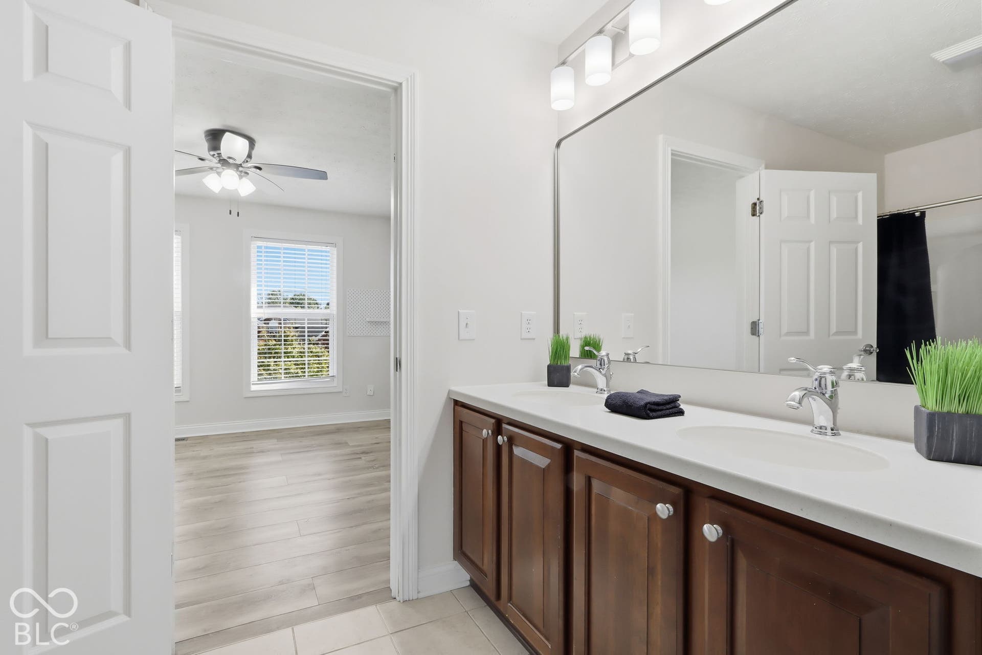12558 Talon Crest Drive, Fishers, IN 46037