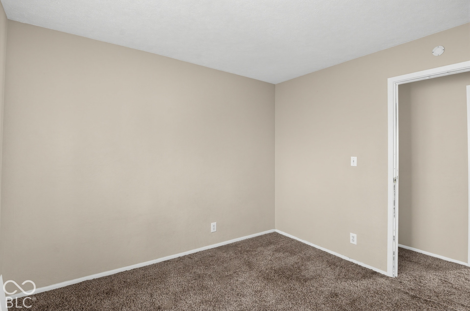 3733 Ireland Drive, Indianapolis, IN 46235 Additional content