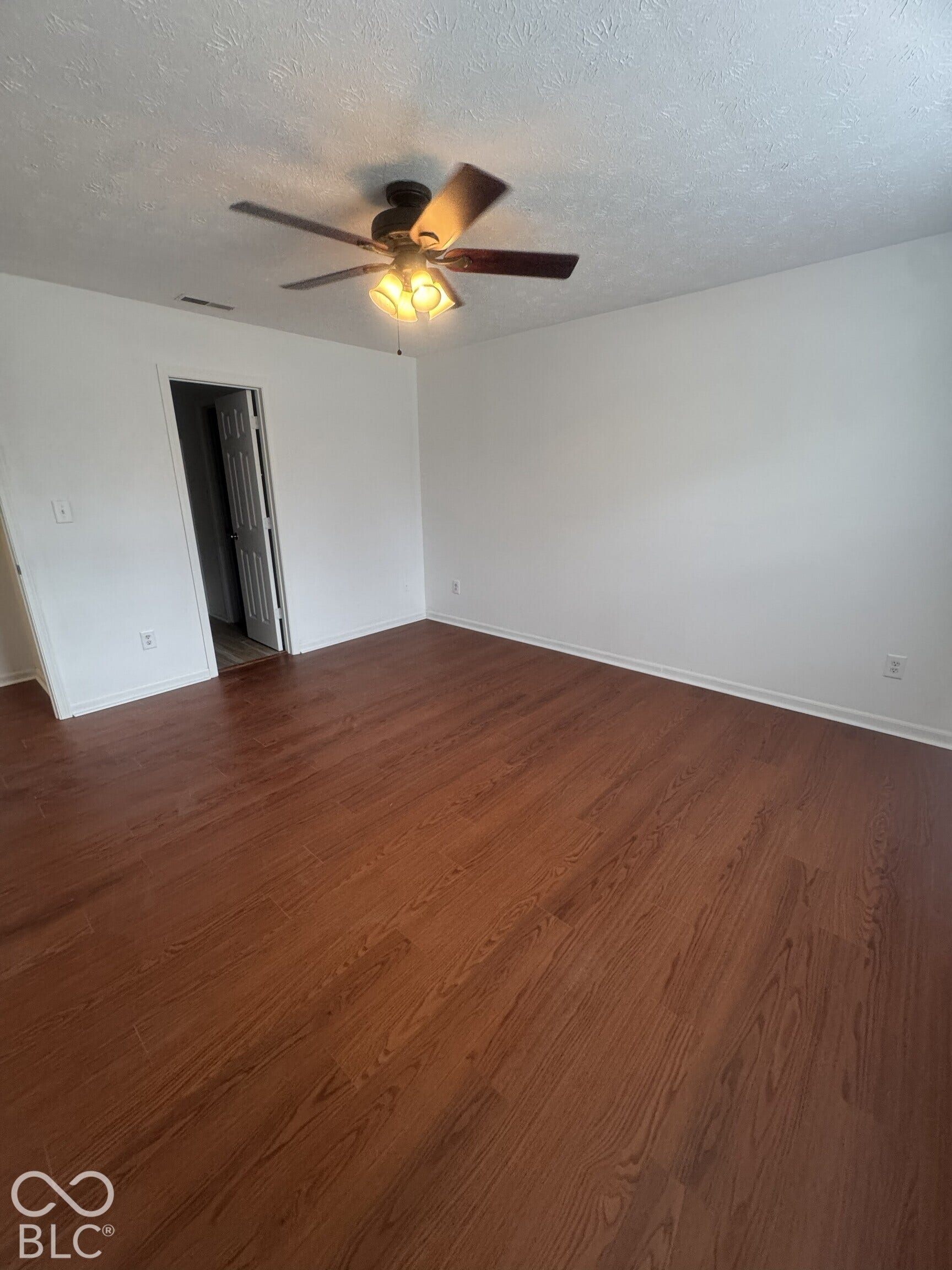 2329 Bremhaven Court, Indianapolis, IN 46229 2329 Bremhaven Court, Indianapolis, IN 46229