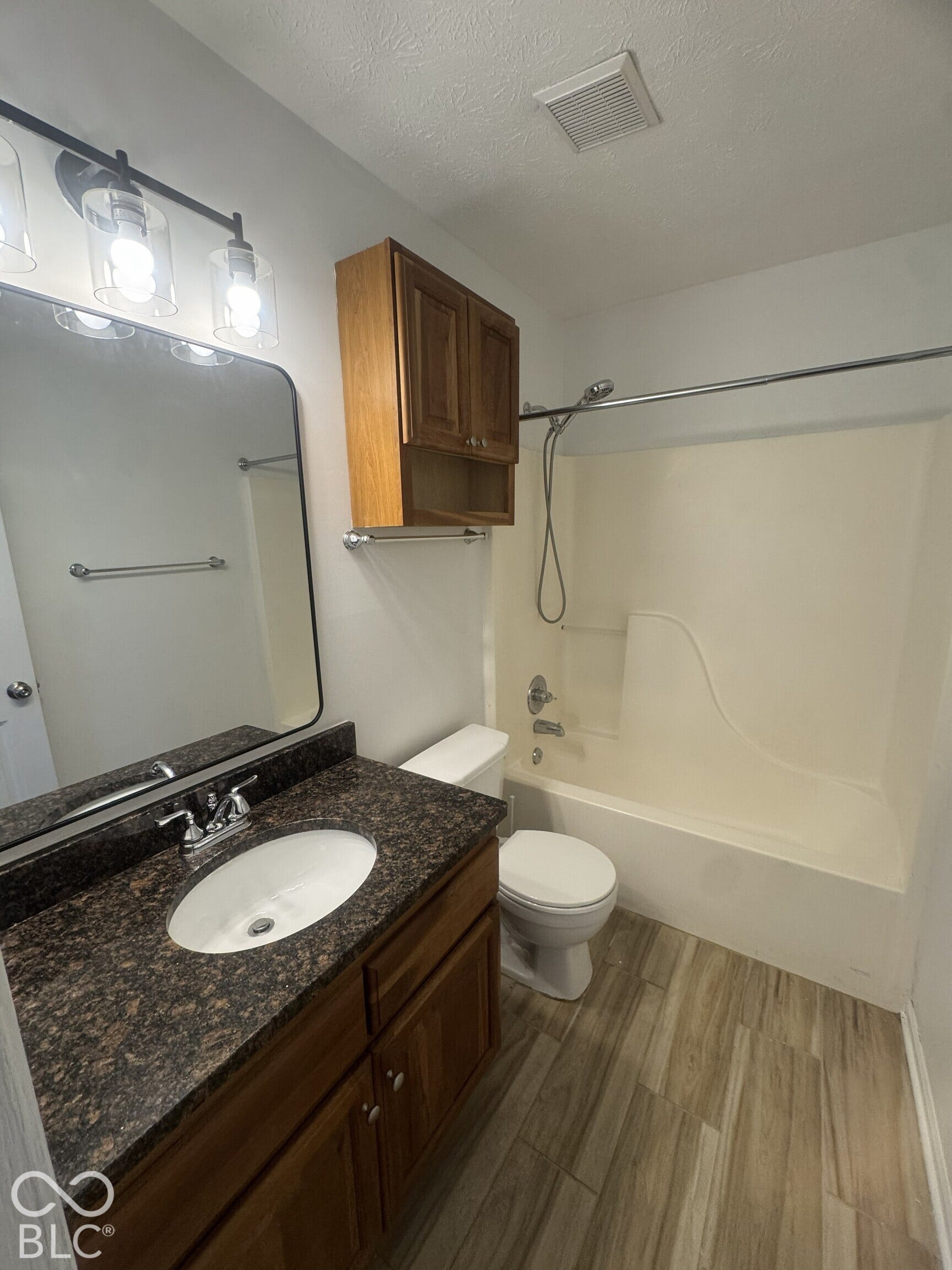 2329 Bremhaven Court, Indianapolis, IN 46229 2329 Bremhaven Court, Indianapolis, IN 46229