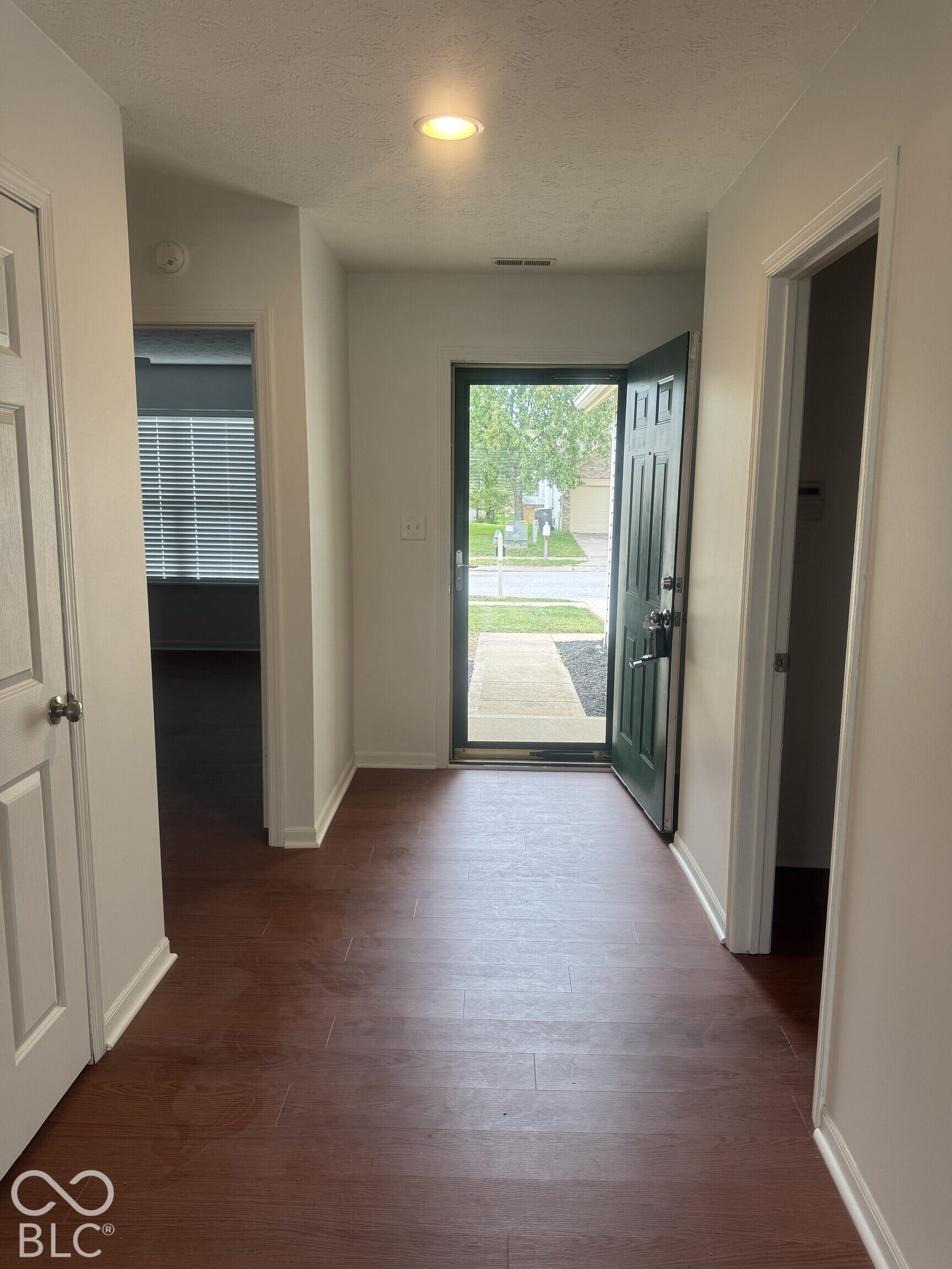 2329 Bremhaven Court, Indianapolis, IN 46229 2329 Bremhaven Court, Indianapolis, IN 46229