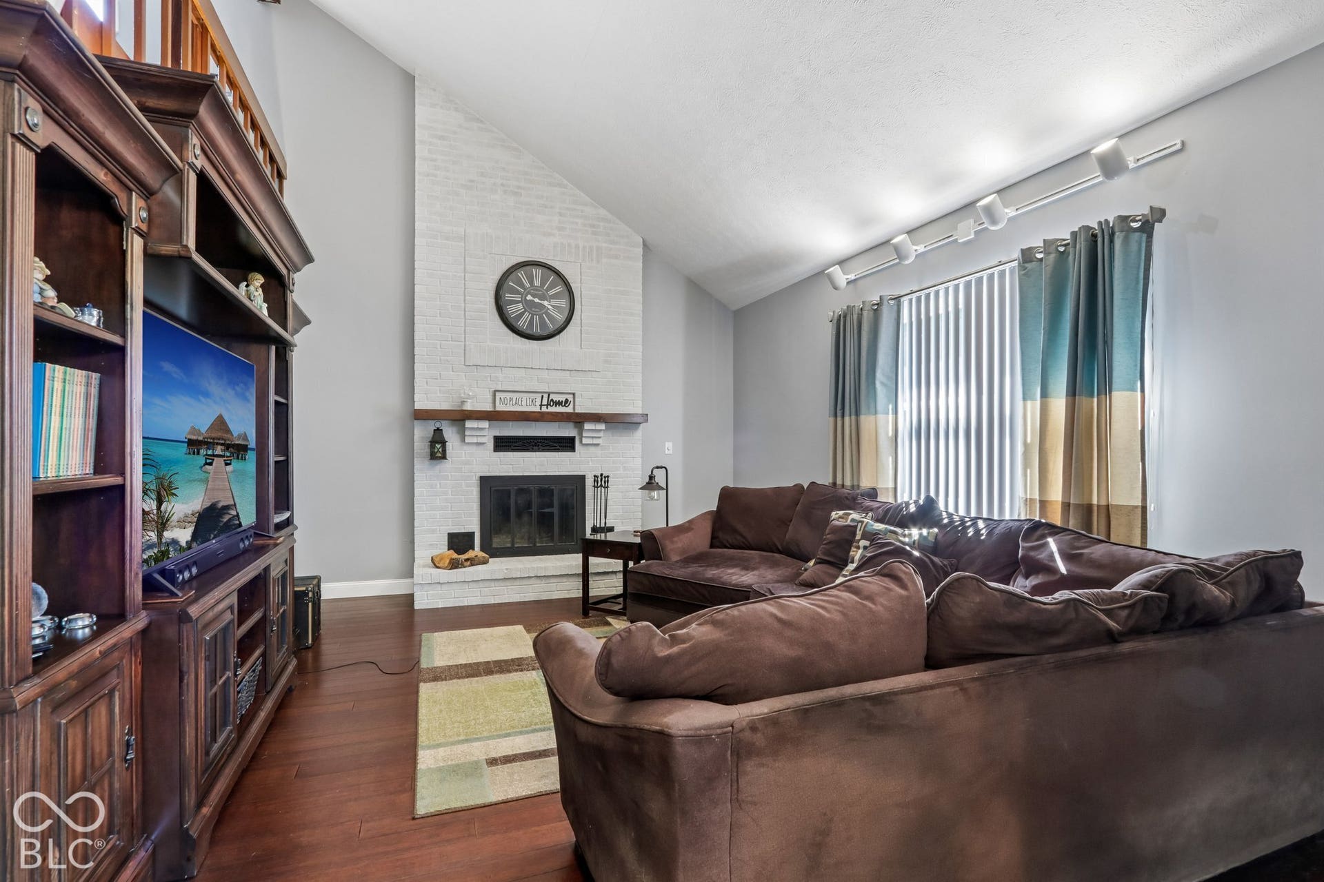 5330 McFarland Road, Indianapolis, IN 46227 5330 McFarland Road, Indianapolis, IN 46227