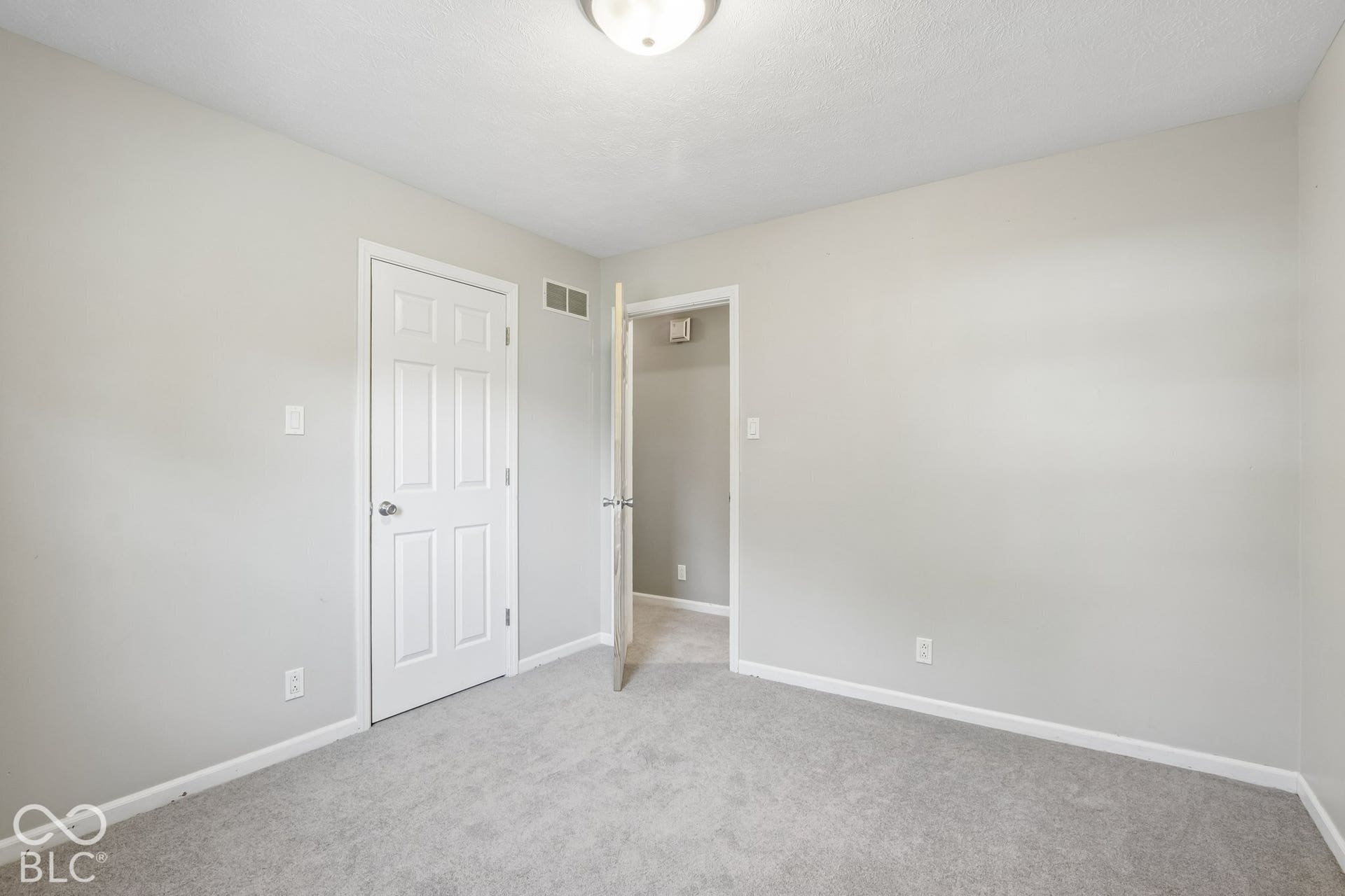 5330 McFarland Road, Indianapolis, IN 46227 5330 McFarland Road, Indianapolis, IN 46227