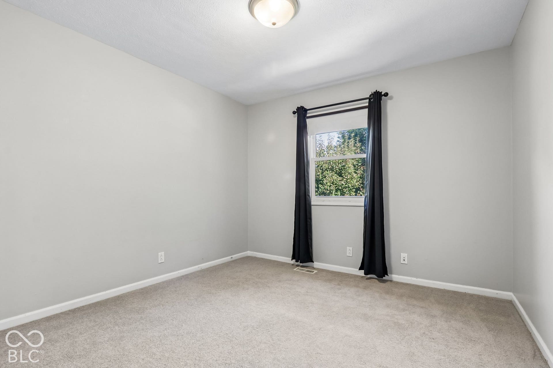 5330 McFarland Road, Indianapolis, IN 46227 5330 McFarland Road, Indianapolis, IN 46227