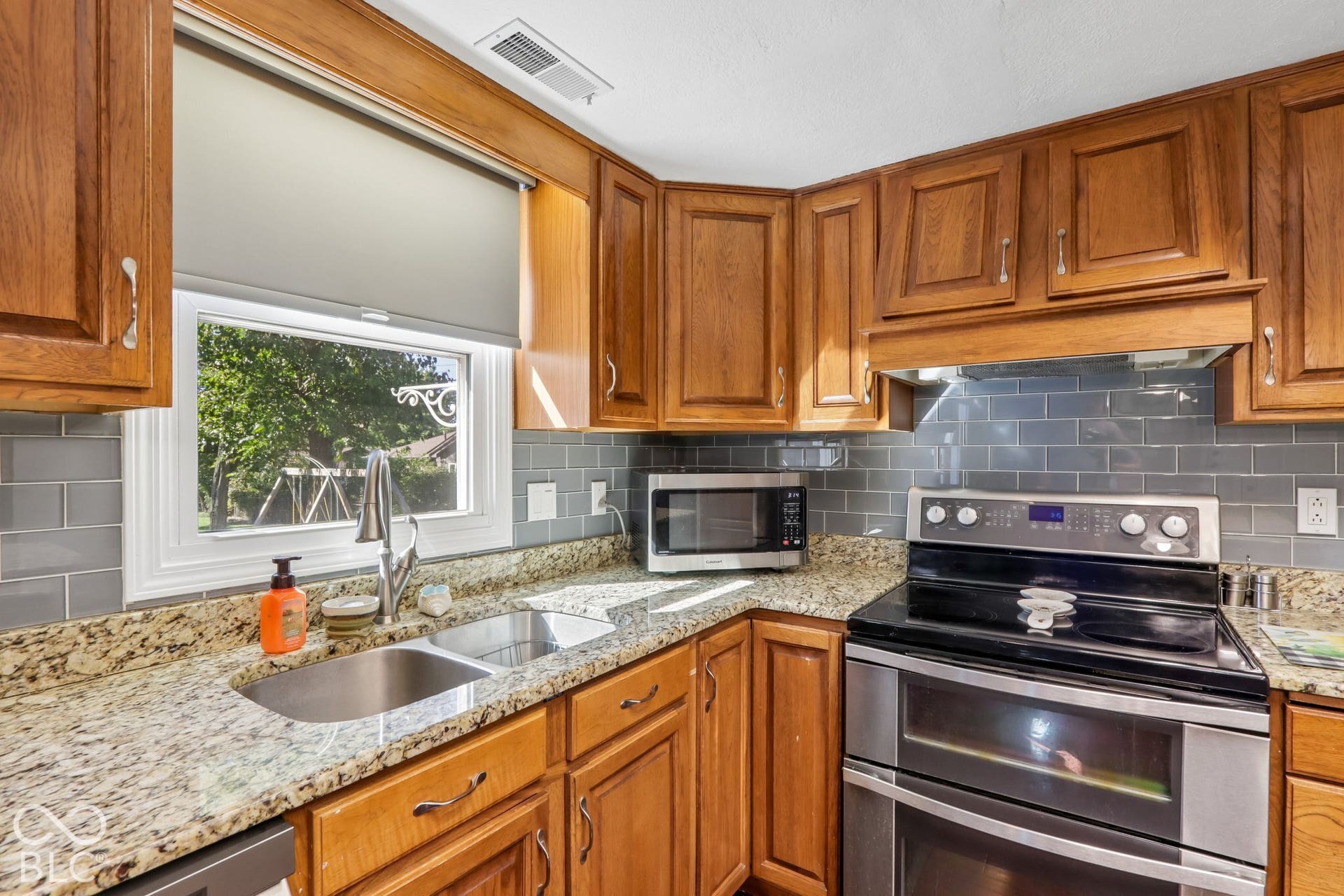 5330 McFarland Road, Indianapolis, IN 46227 5330 McFarland Road, Indianapolis, IN 46227
