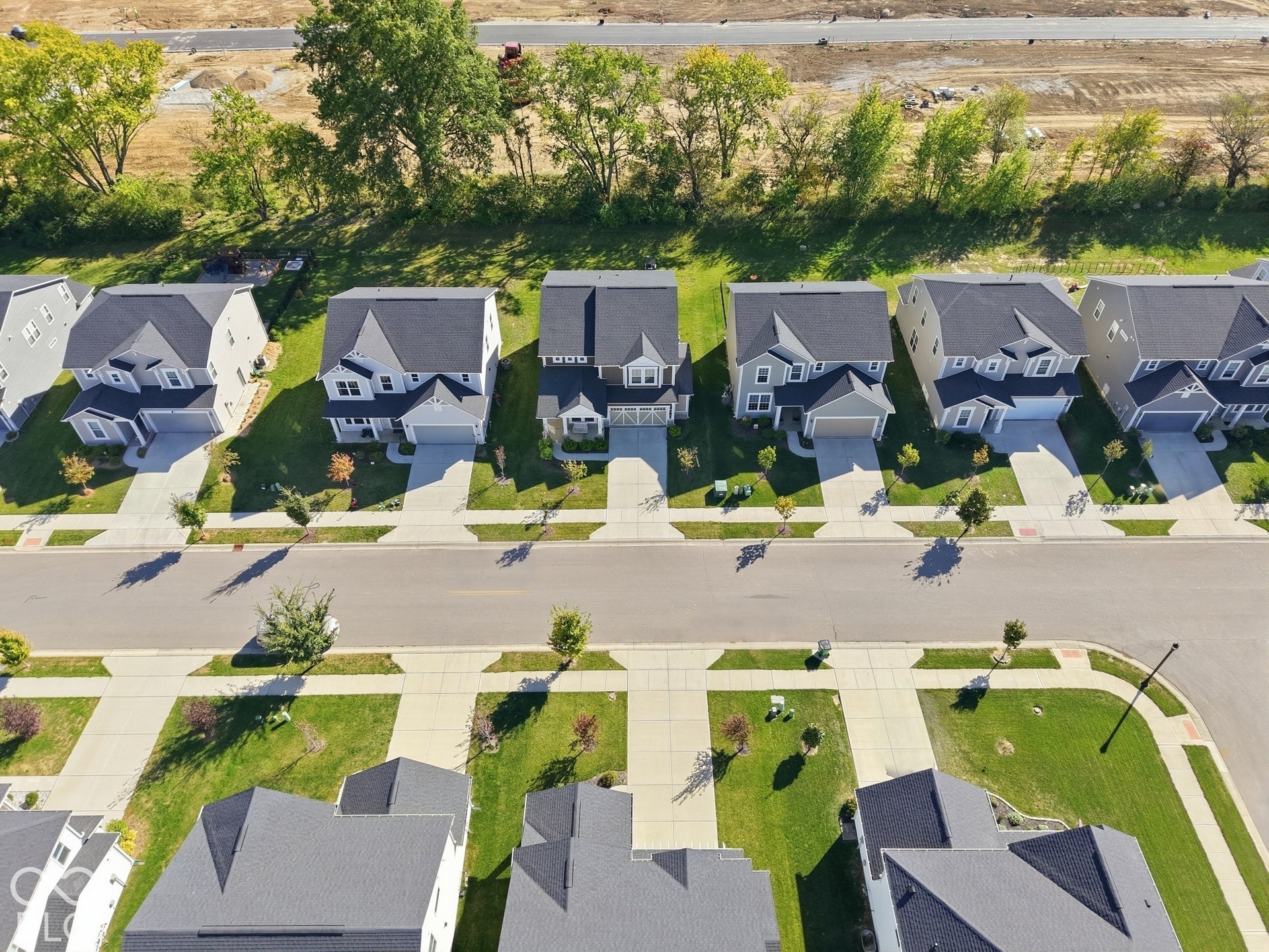 6629 Seabiscuit Road, Whitestown, IN 46075
