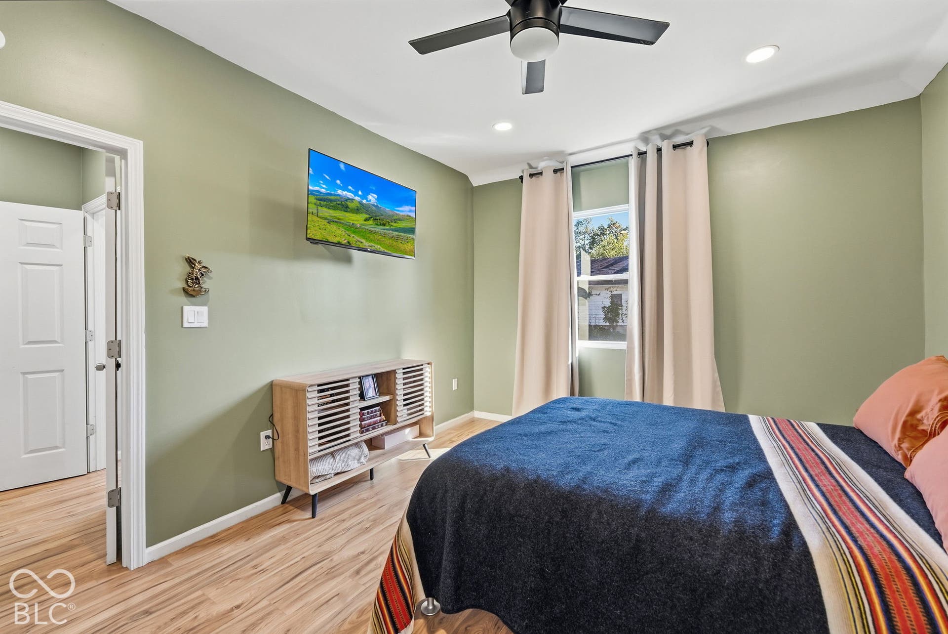 4002 Byram Avenue, Indianapolis, IN 46208