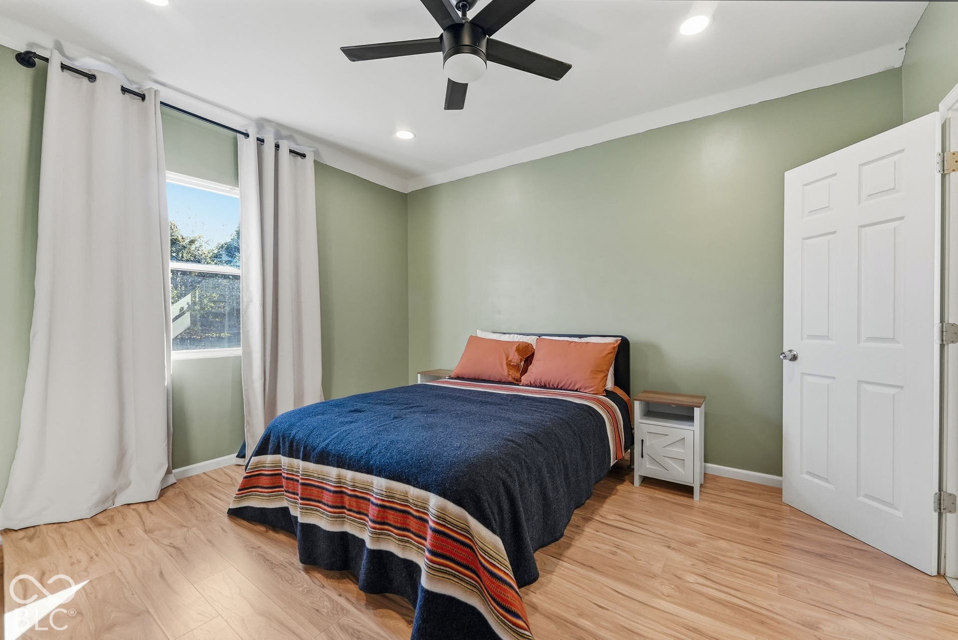 4002 Byram Avenue, Indianapolis, IN 46208