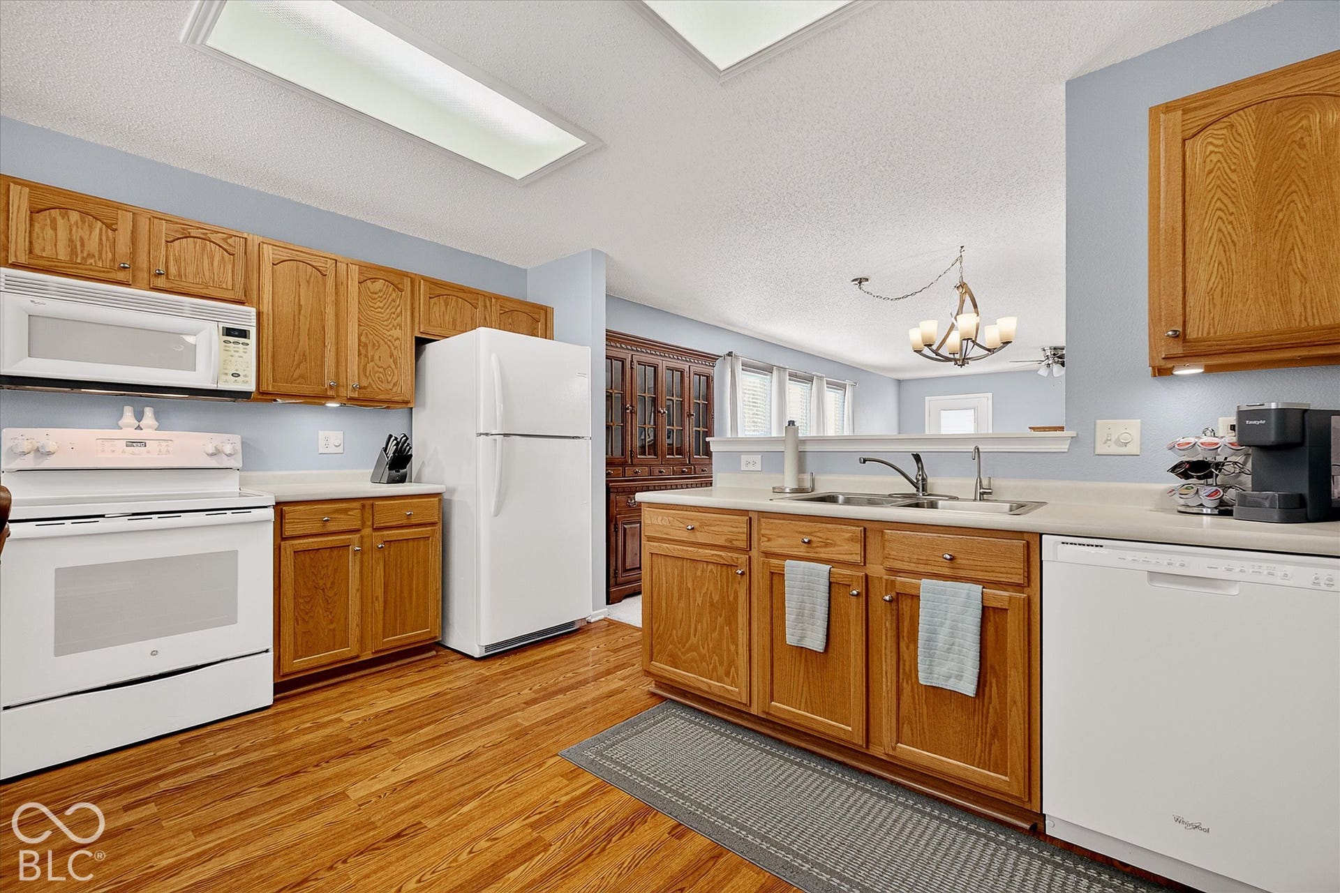 12980 Coyote Run, Fishers, IN 46038 Kitchen