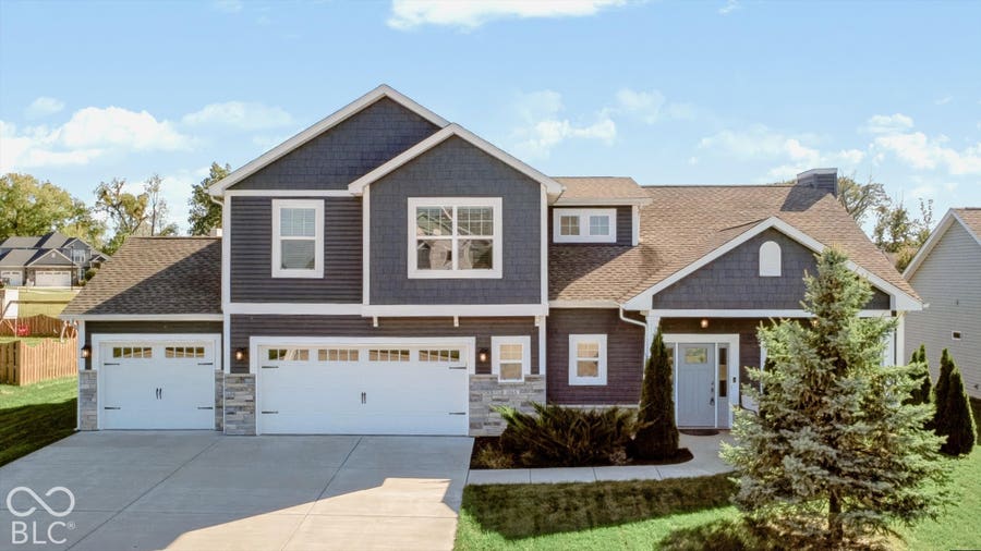 Property photo for 1065 Chesapeake Cove Drive, Lafayette, IN
