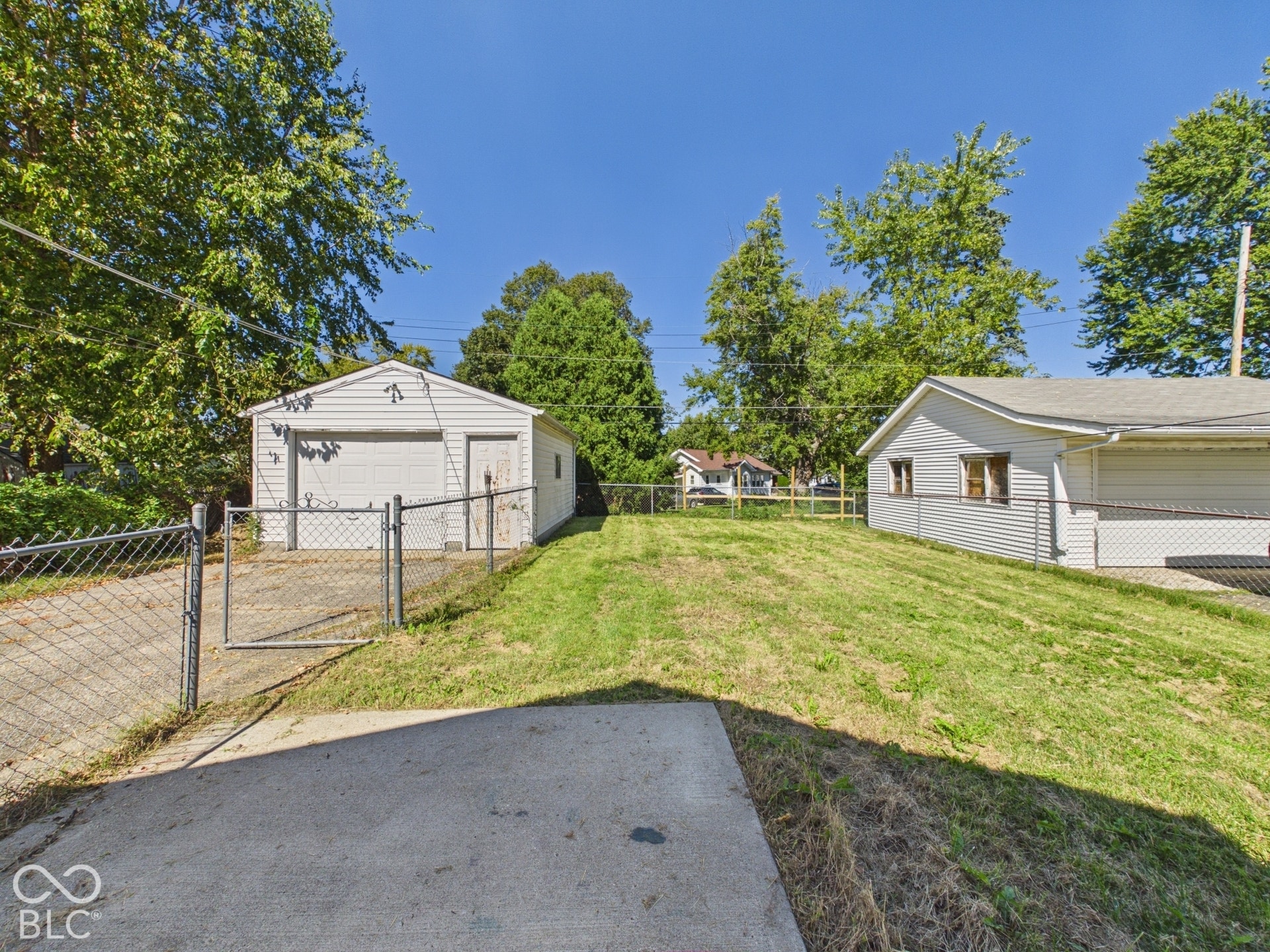 240 W 37th Street, Anderson, IN 46013