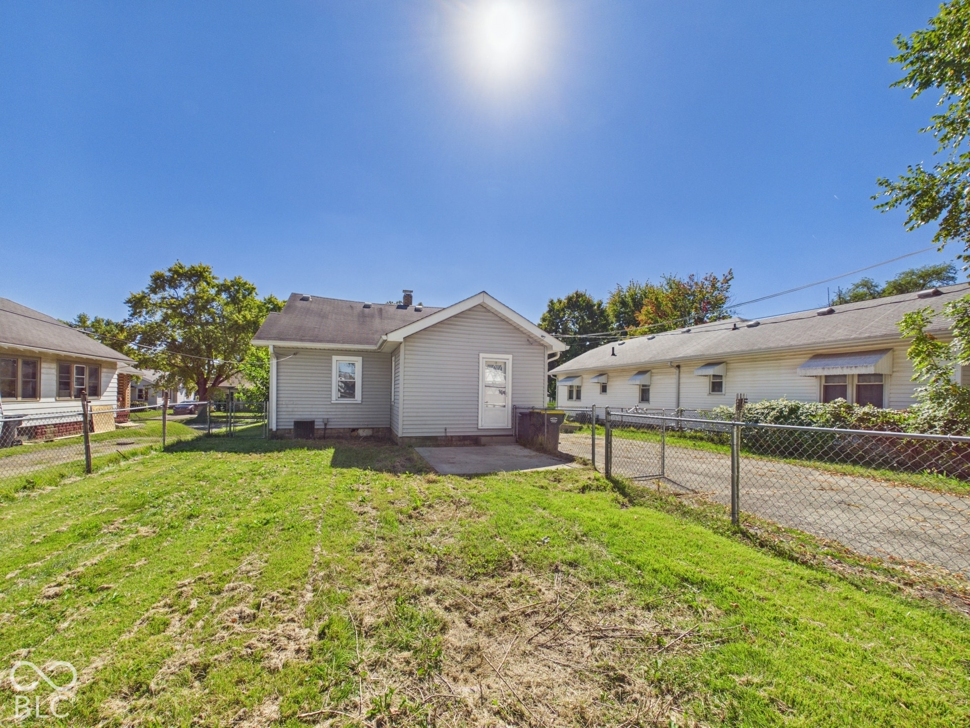 240 W 37th Street, Anderson, IN 46013
